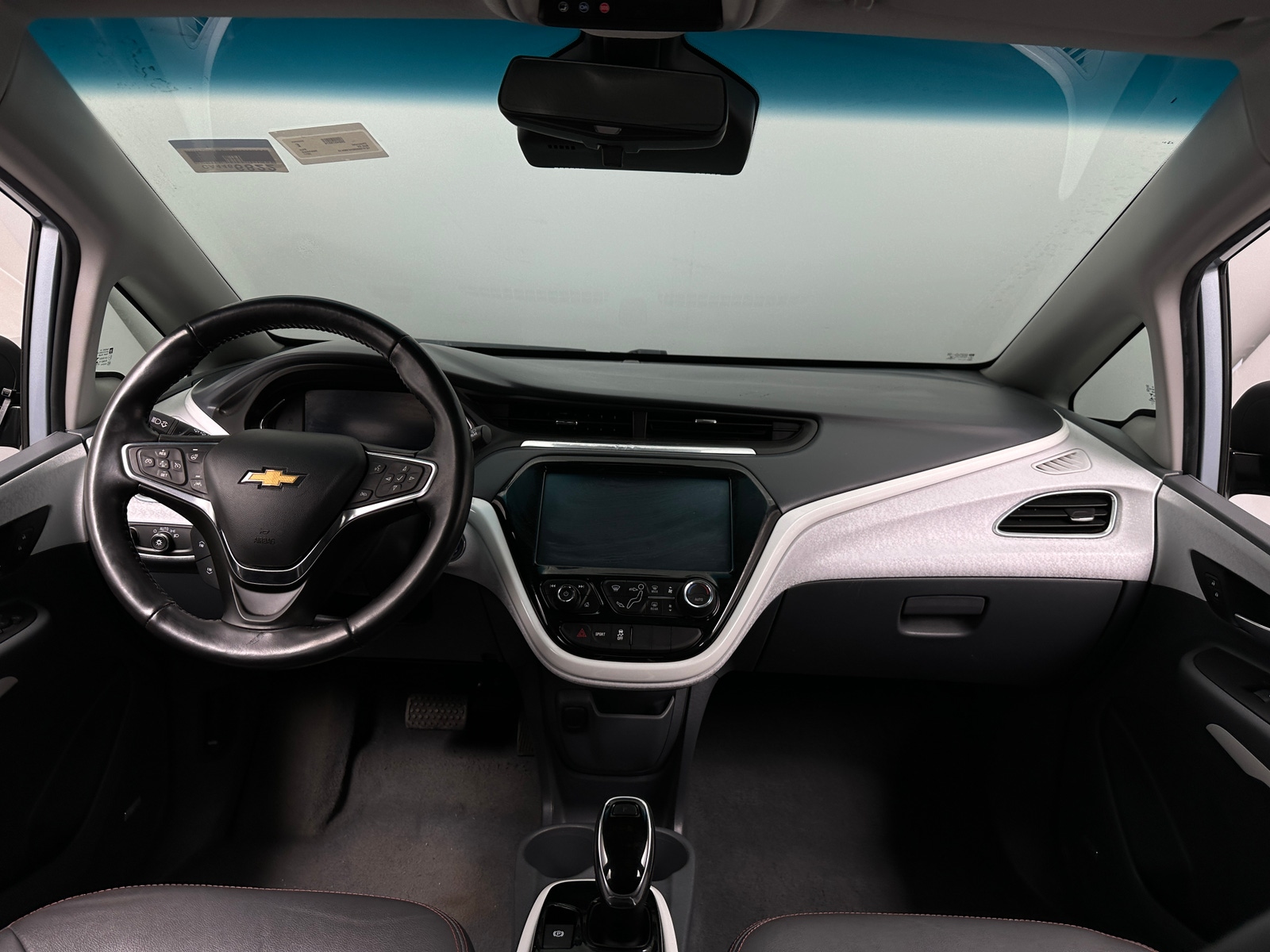 Thumbnail: 2017 Chevrolet Bolt EV - 2