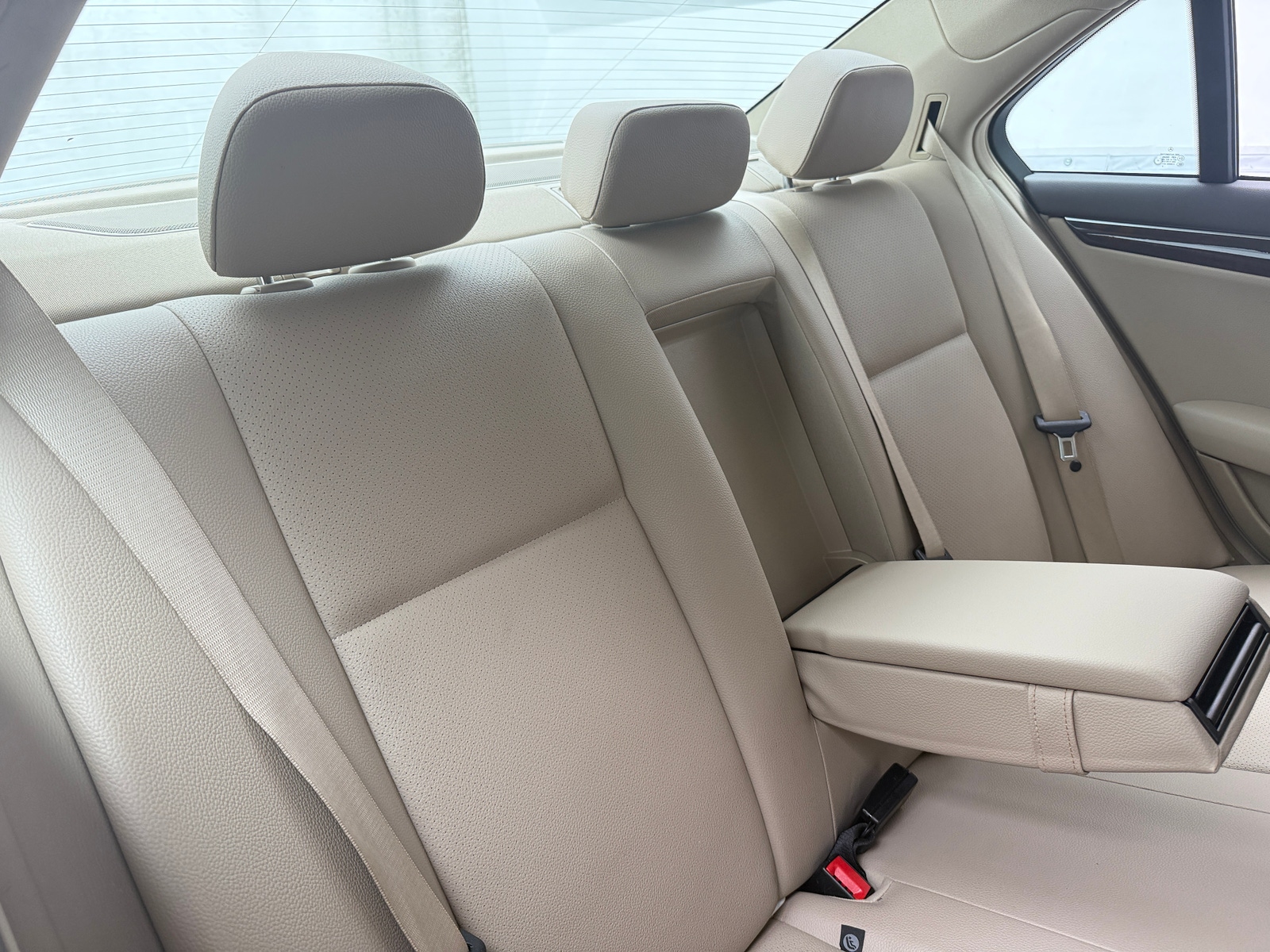 Thumbnail: 2013 Mercedes-Benz C-Class - 5