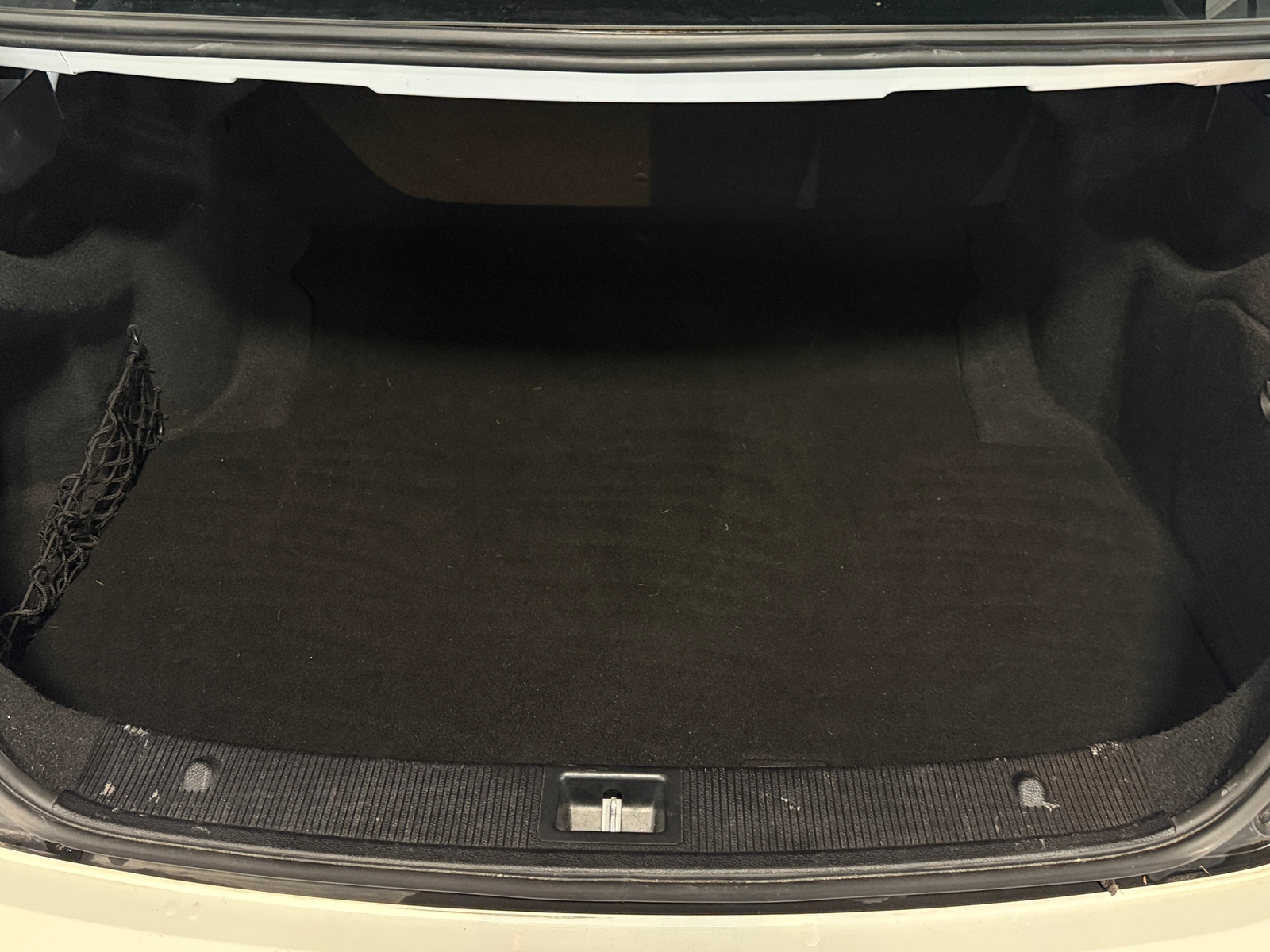 Thumbnail: 2013 Mercedes-Benz C-Class - 6