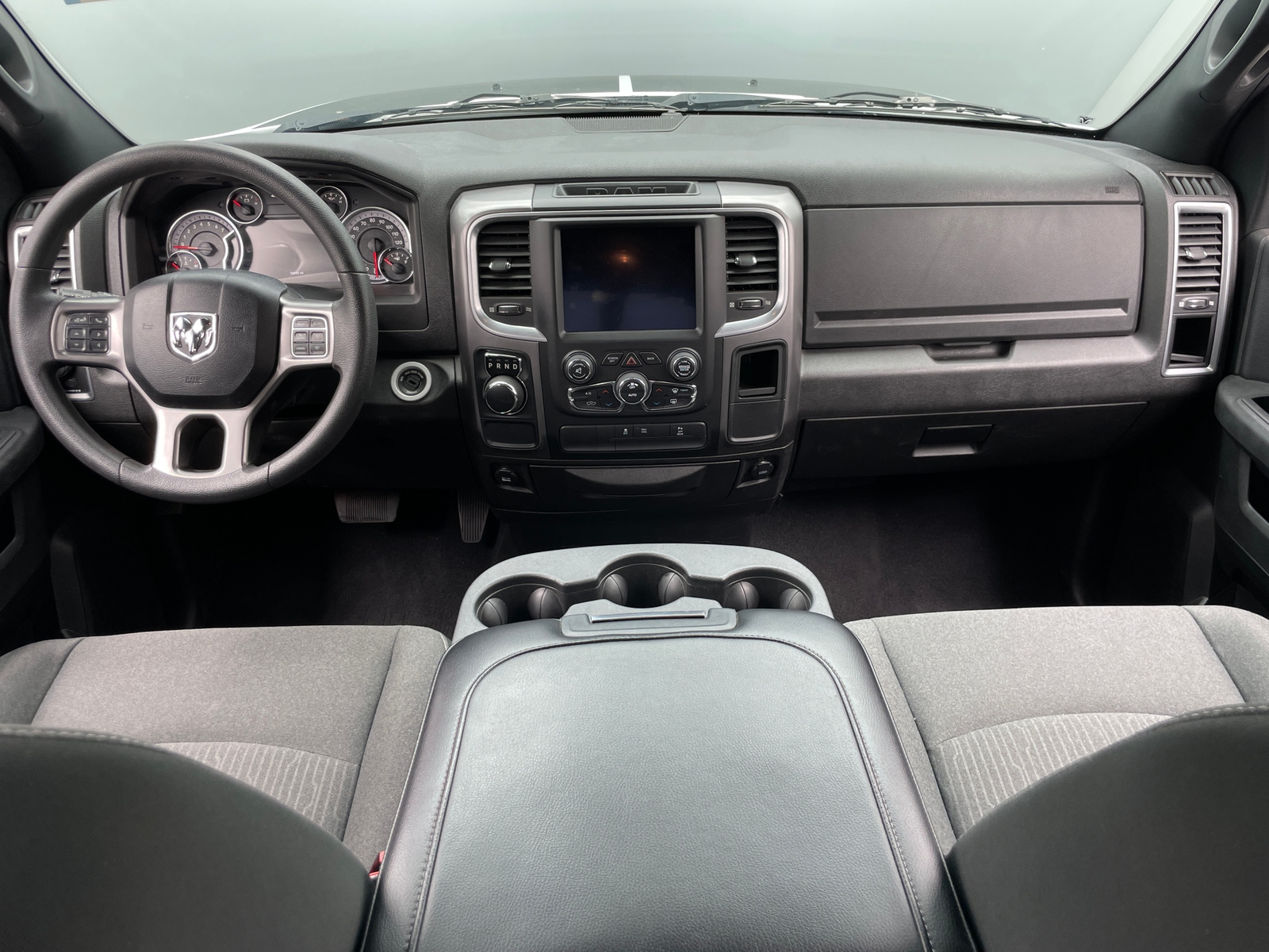 Thumbnail: 2021 RAM 1500 Classic - 3