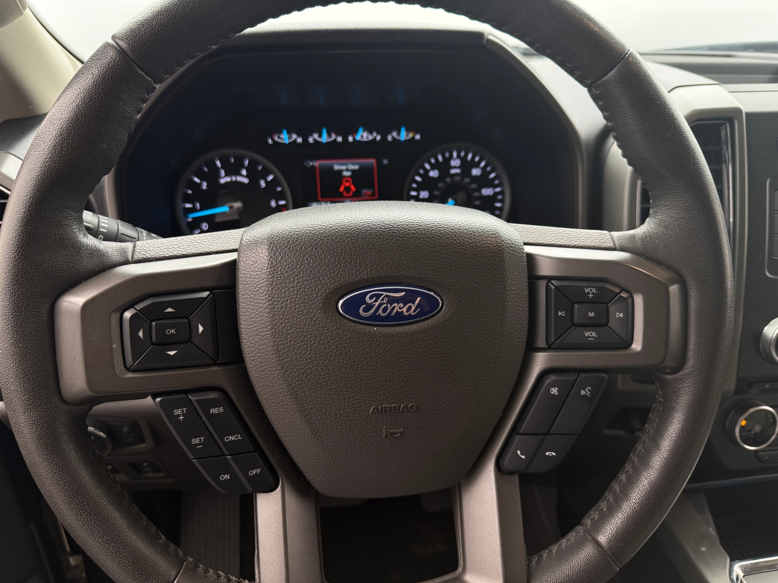 Thumbnail: 2018 Ford Expedition - 5