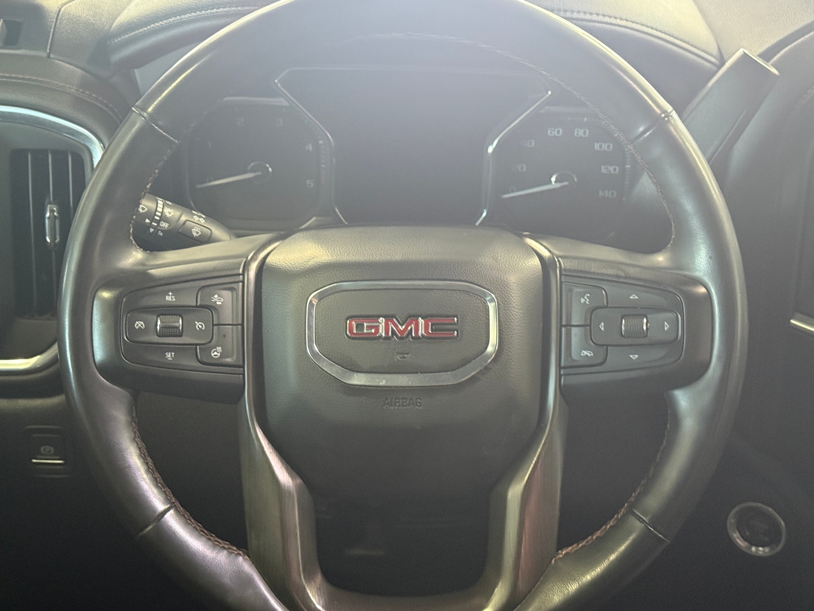 Thumbnail: 2023 GMC Sierra 3500 - 4