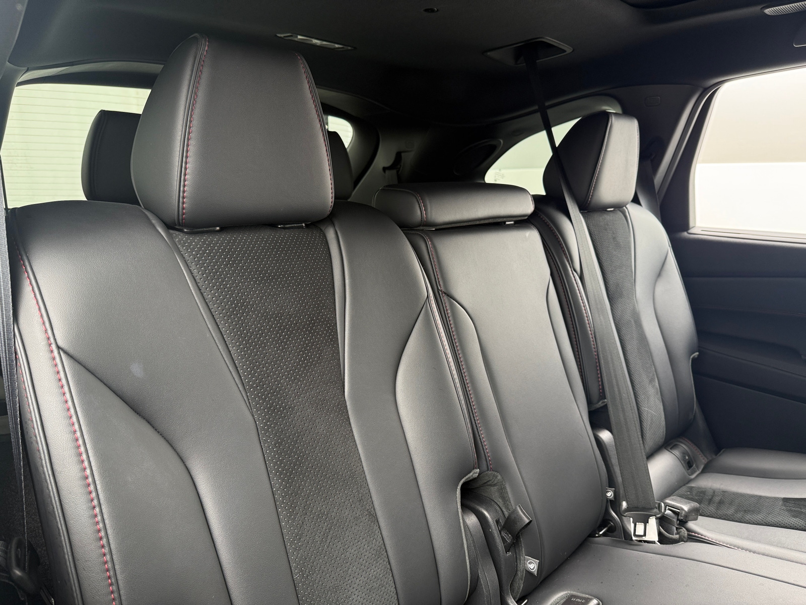 Thumbnail: 2025 Acura MDX - 5