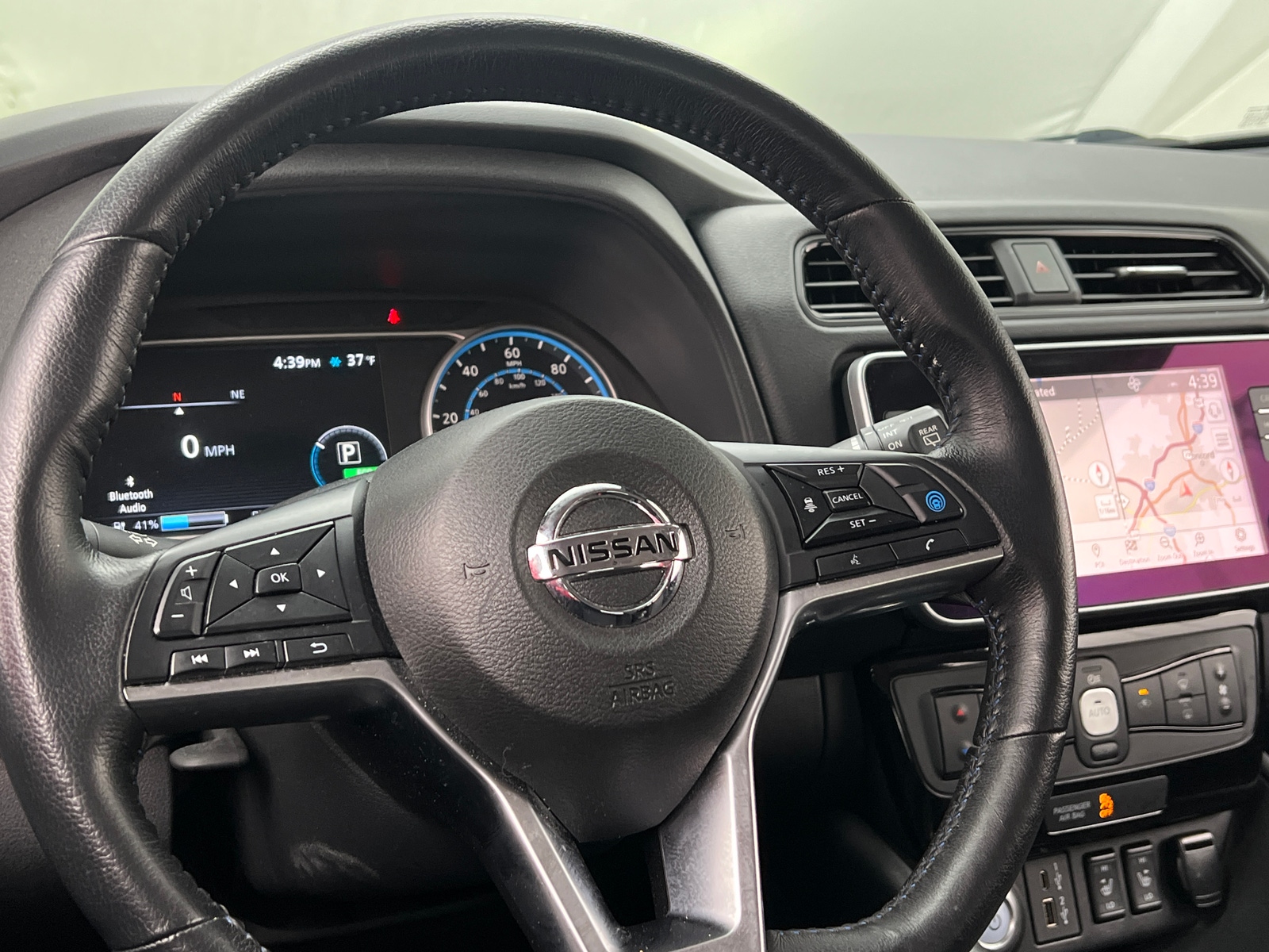 Thumbnail: 2022 Nissan Leaf - 5