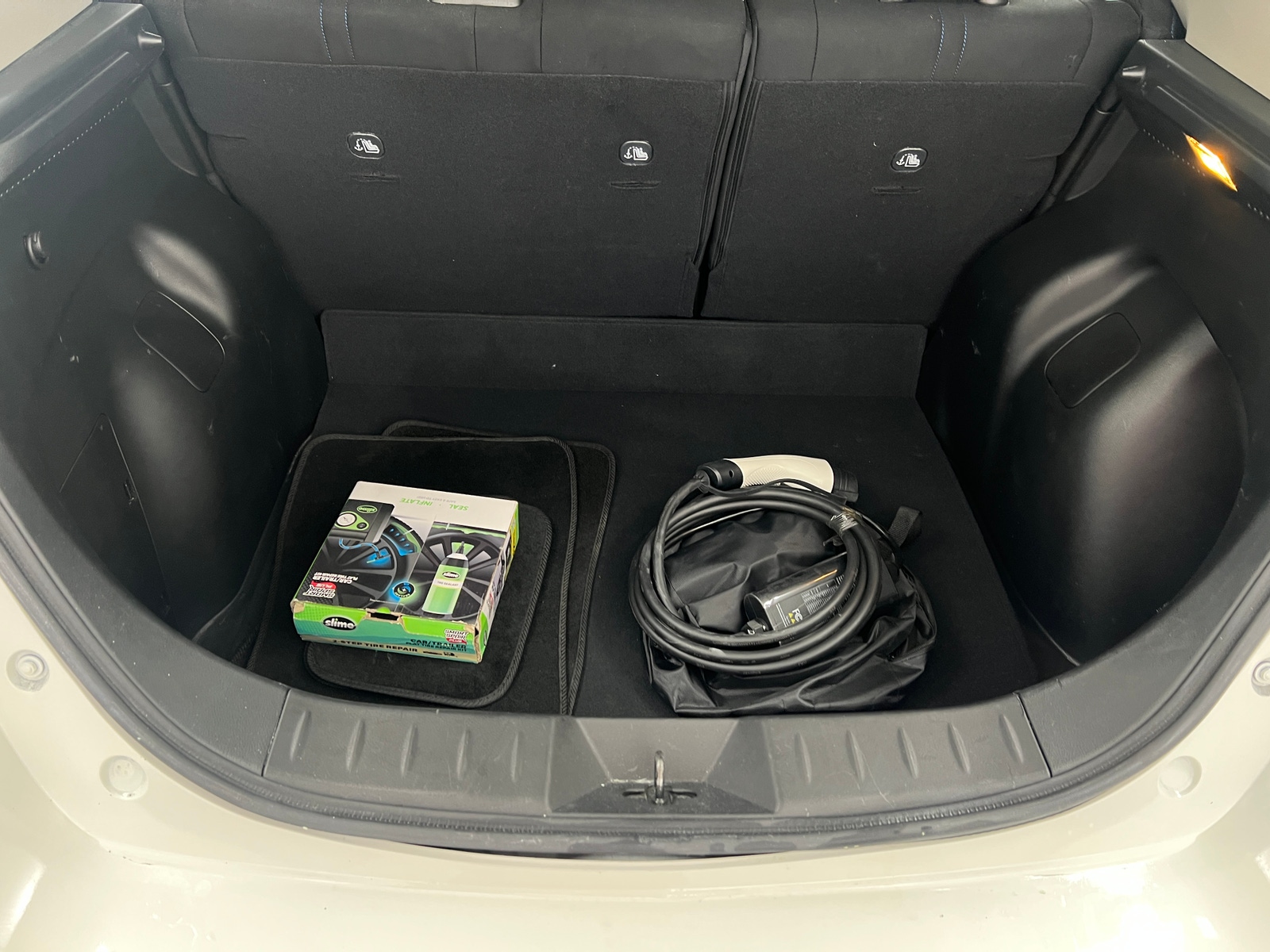 Thumbnail: 2022 Nissan Leaf - 7