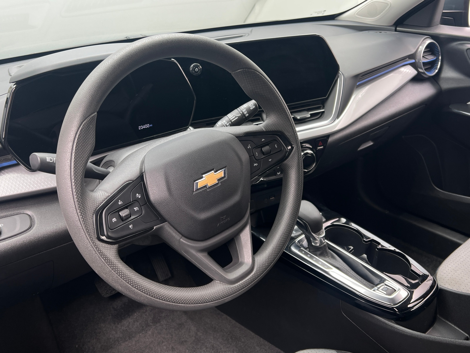 Thumbnail: 2025 Chevrolet Trax - 5