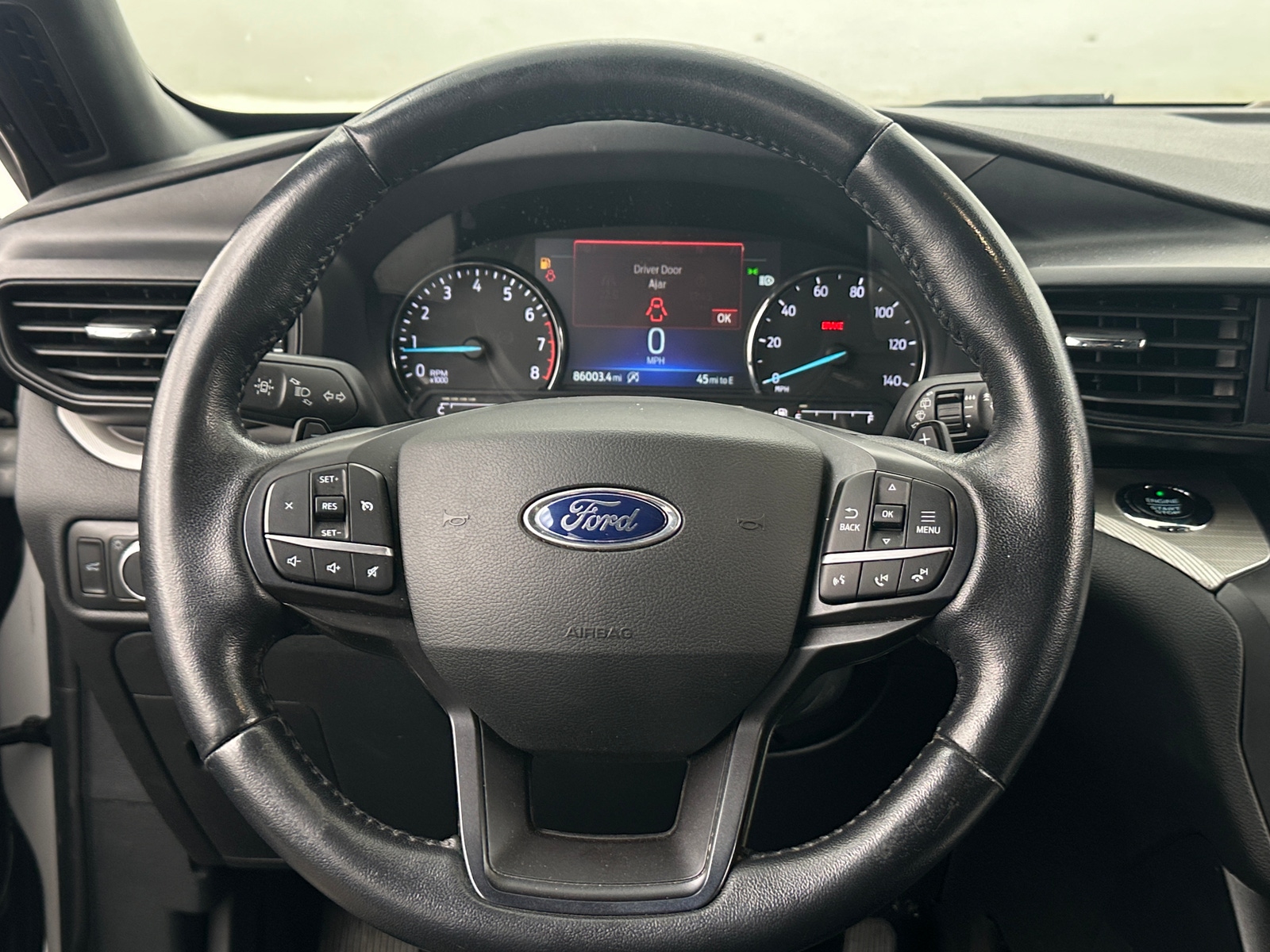 Thumbnail: 2020 Ford Explorer - 5