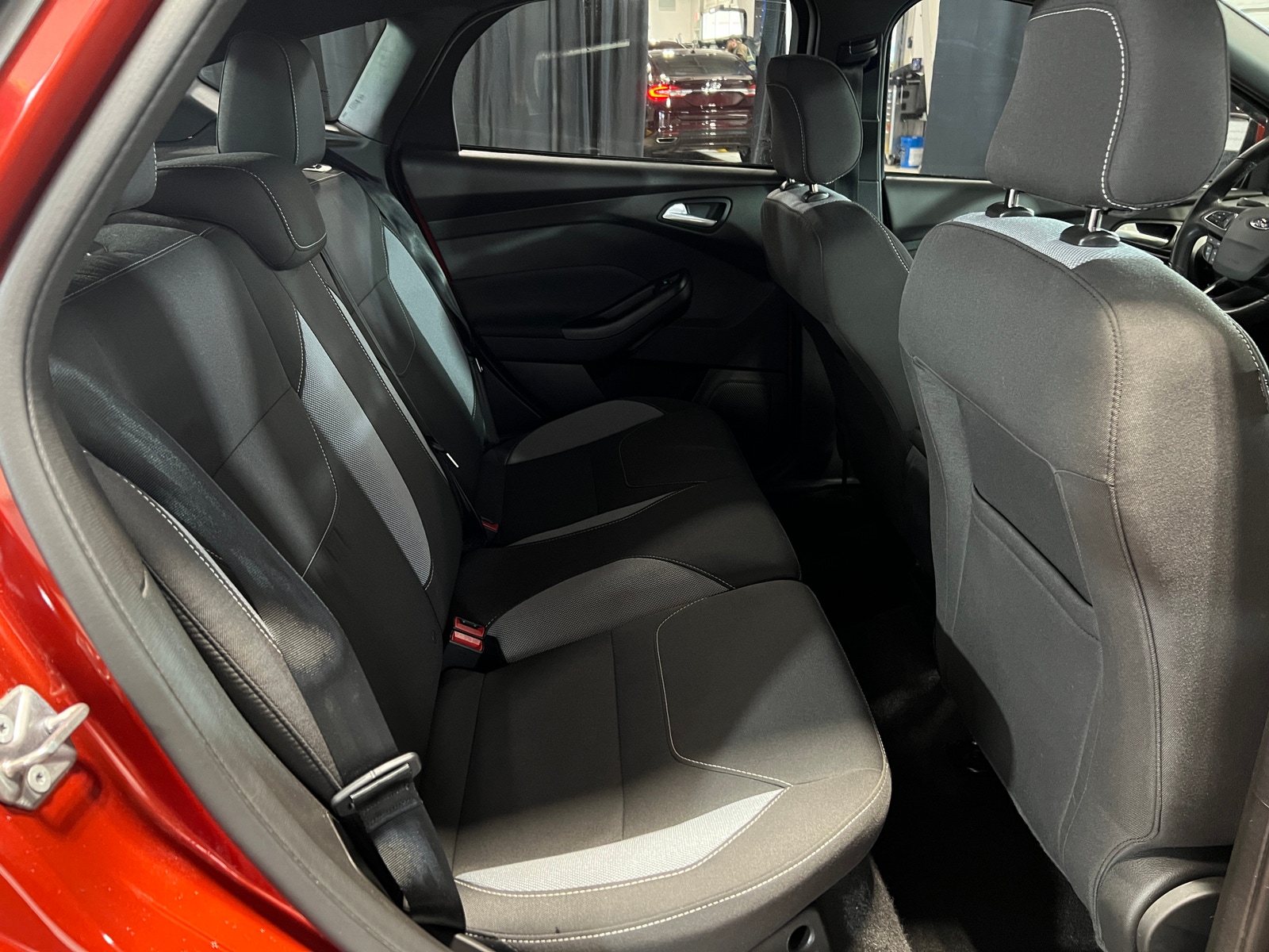 Thumbnail: 2018 Ford Focus - 6