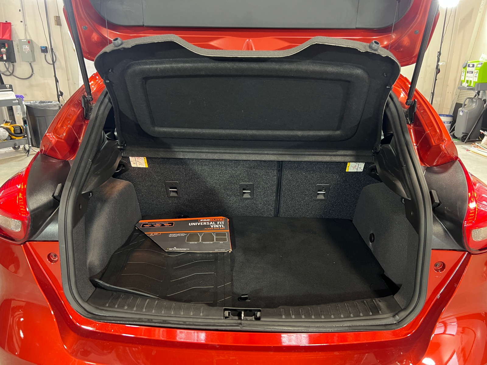 Thumbnail: 2018 Ford Focus - 7