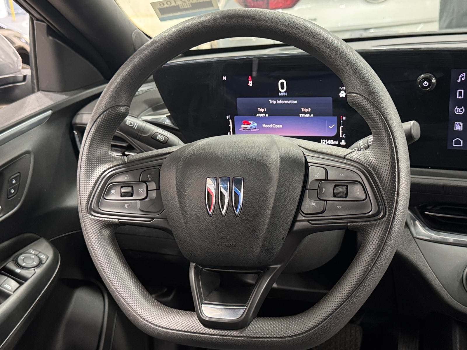 Thumbnail: 2025 Buick Envista - 4