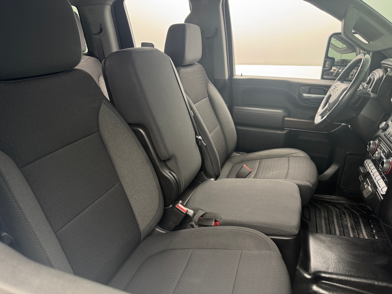 Thumbnail: 2022 Chevrolet Silverado 2500 - 2