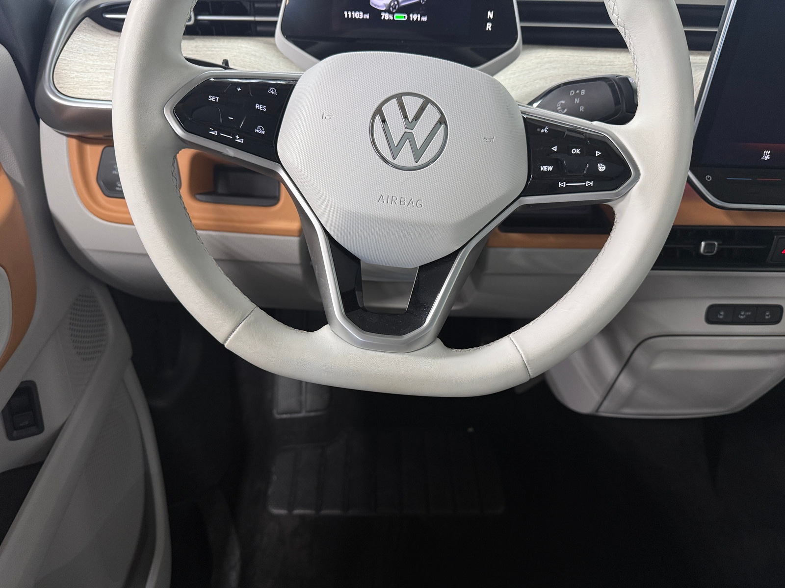 Thumbnail: 2025 Volkswagen ID.Buzz - 4