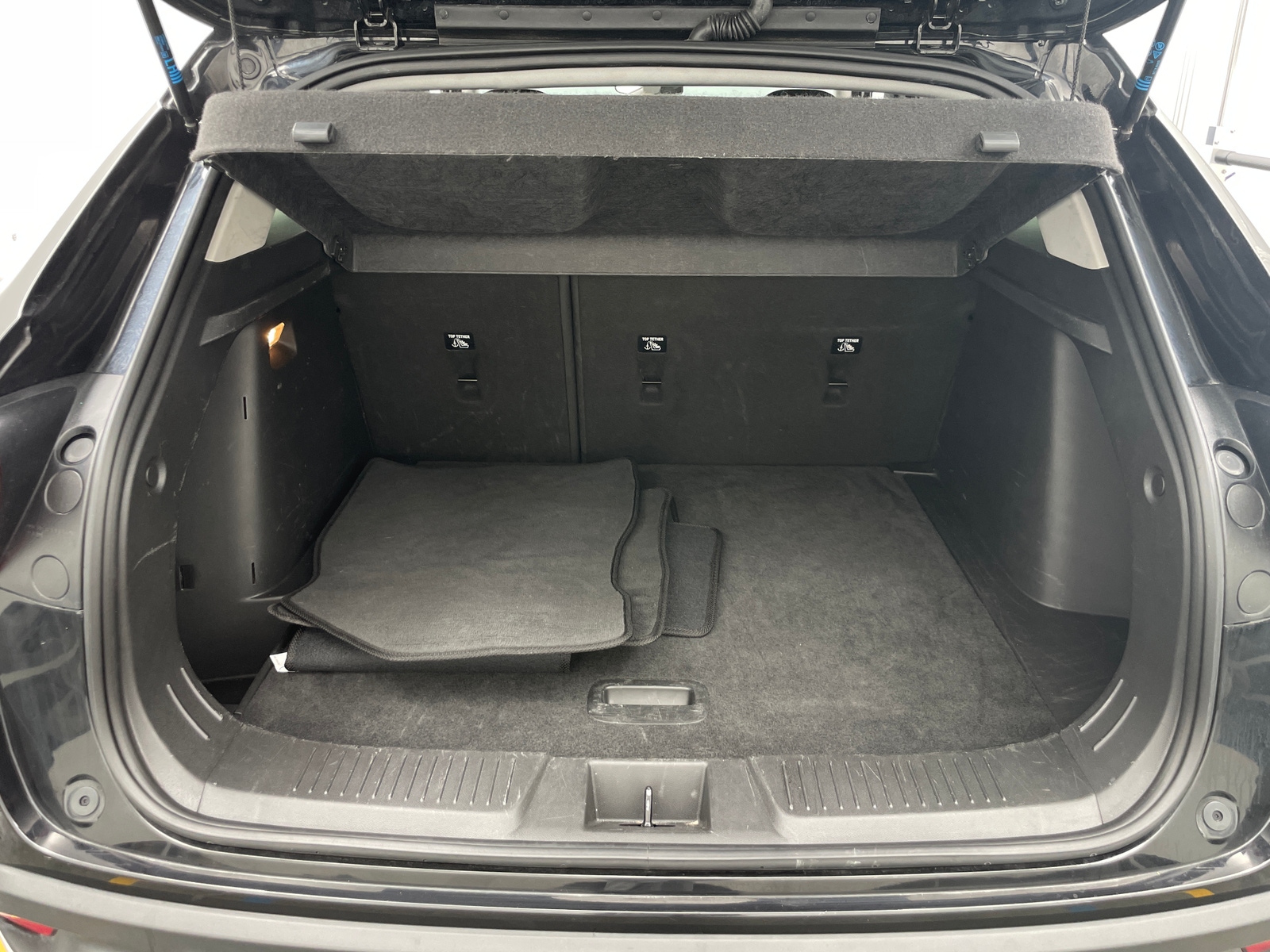 Thumbnail: 2025 Chevrolet Trax - 7