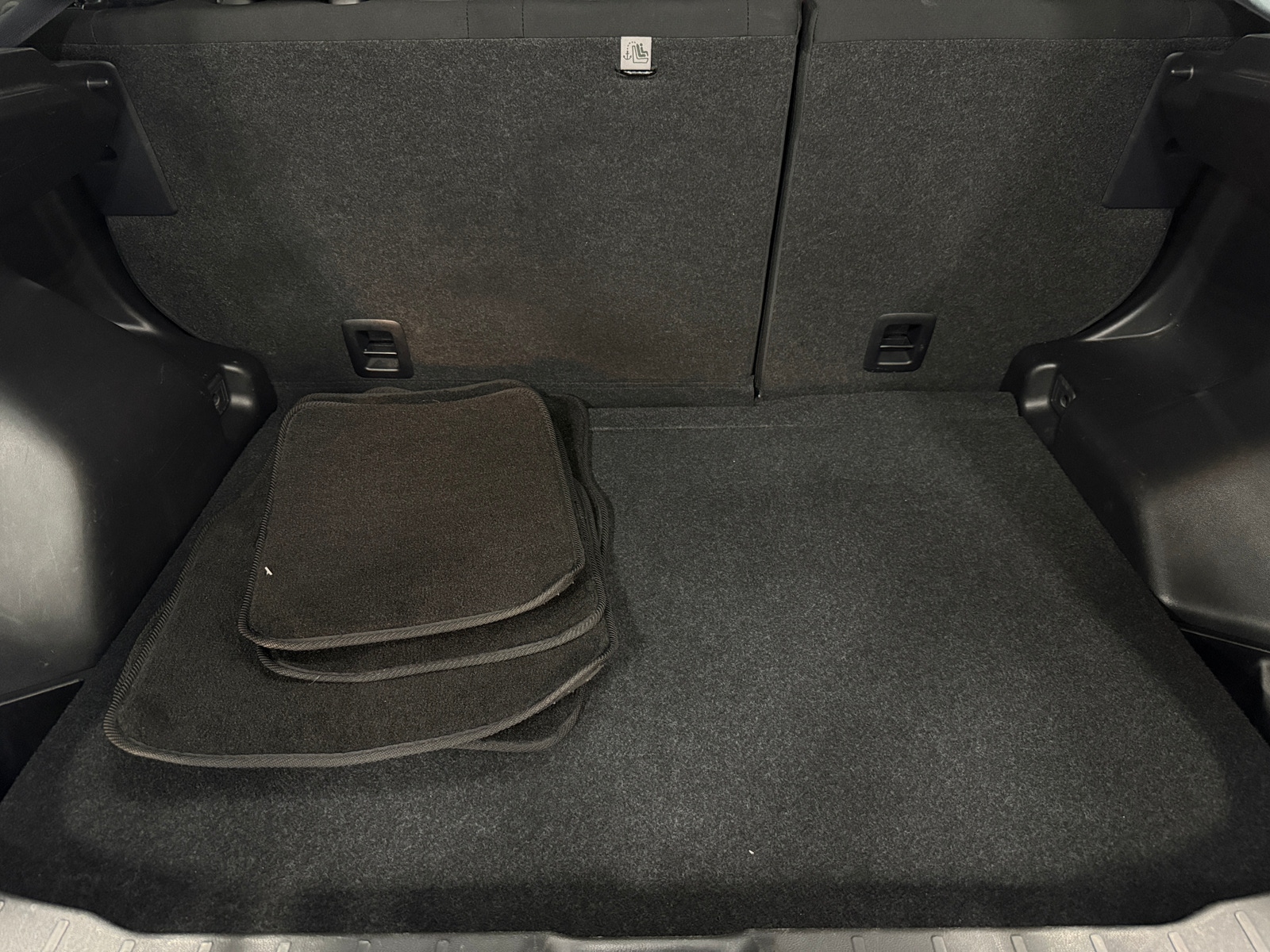 Thumbnail: 2021 Mitsubishi Outlander Sport - 7