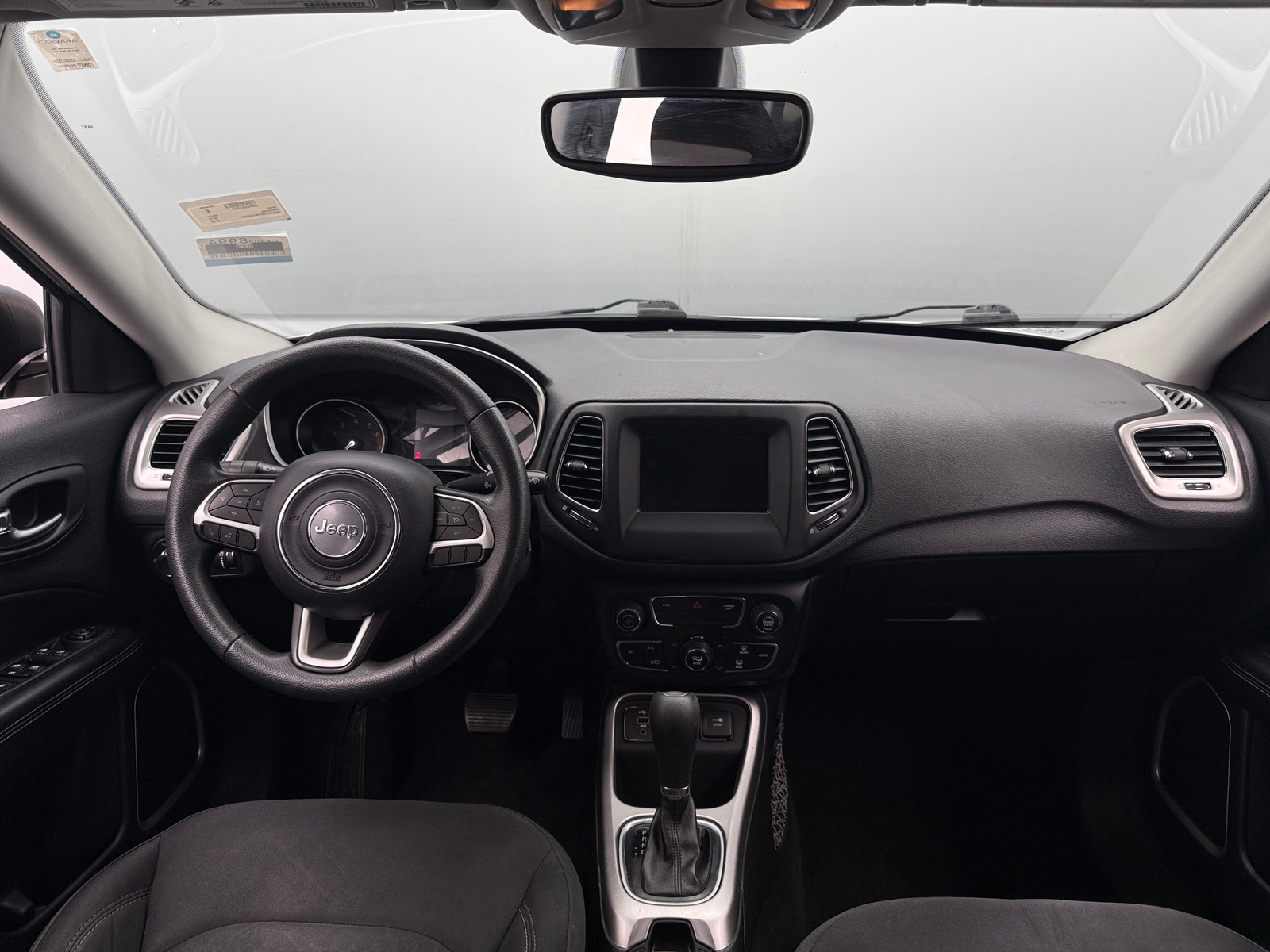 Thumbnail: 2019 Jeep Compass - 3