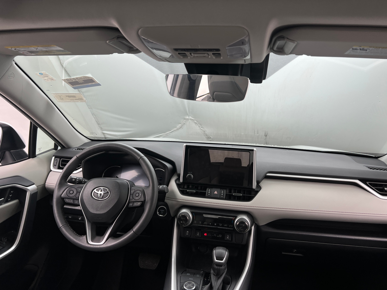 Thumbnail: 2024 Toyota RAV4 - 2