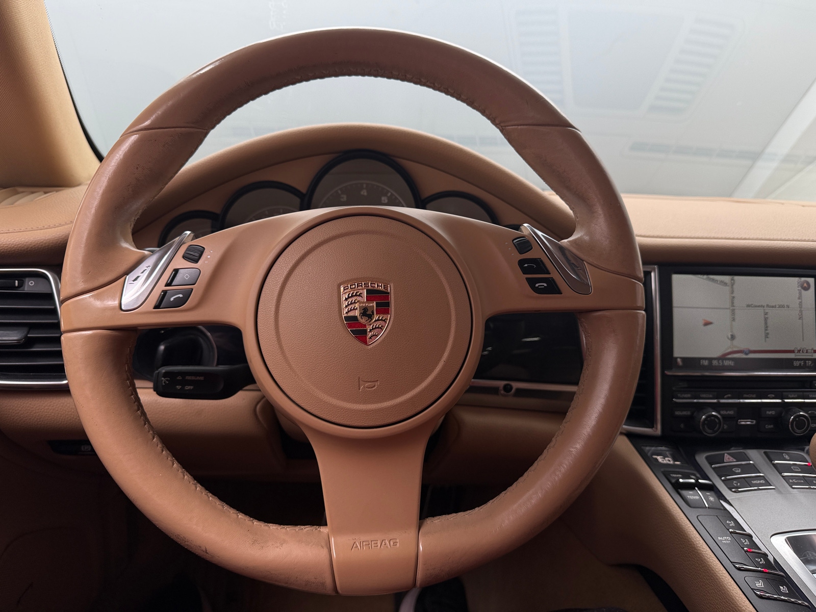 Thumbnail: 2012 Porsche Panamera - 4