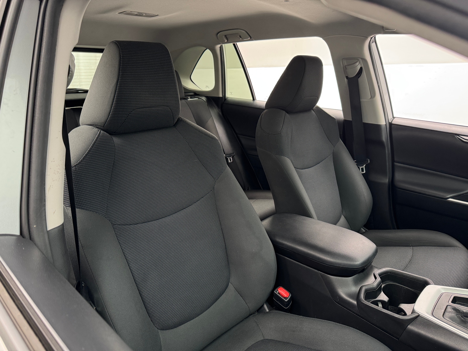 Thumbnail: 2019 Toyota RAV4 - 2