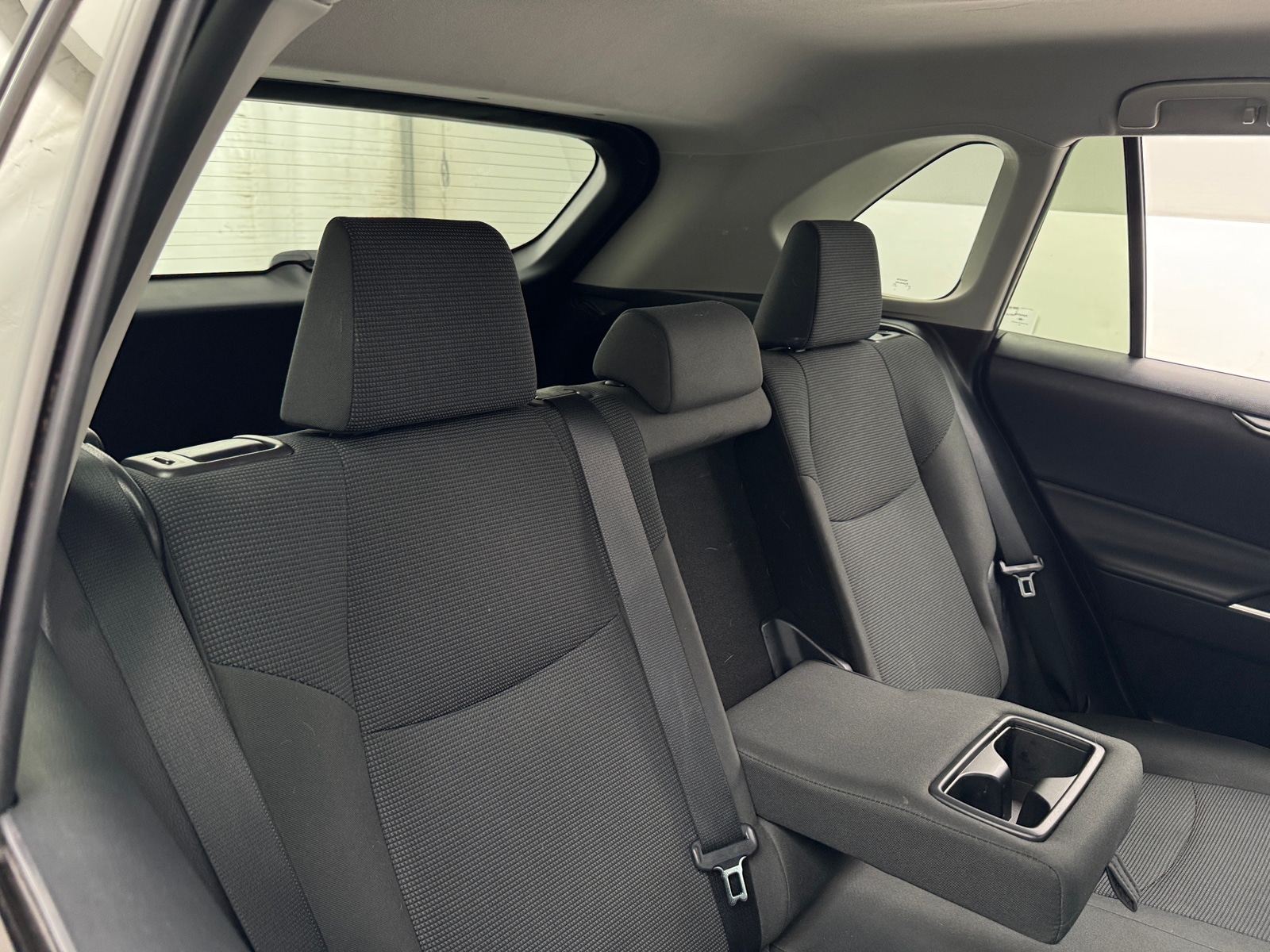 Thumbnail: 2019 Toyota RAV4 - 6