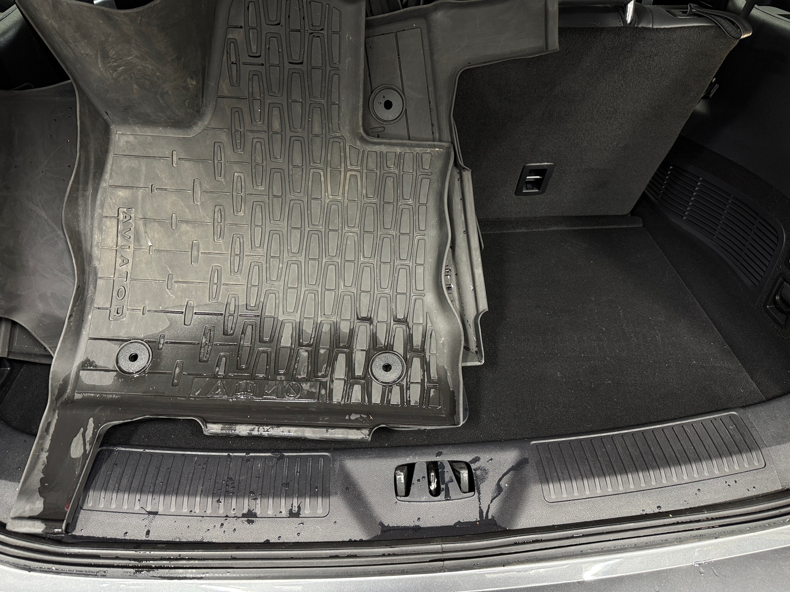 Thumbnail: 2025 Lincoln Aviator - 6