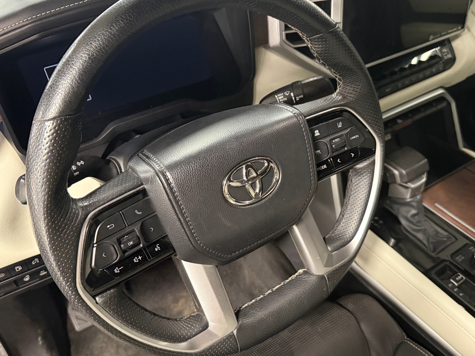 Thumbnail: 2023 Toyota Tundra - 4