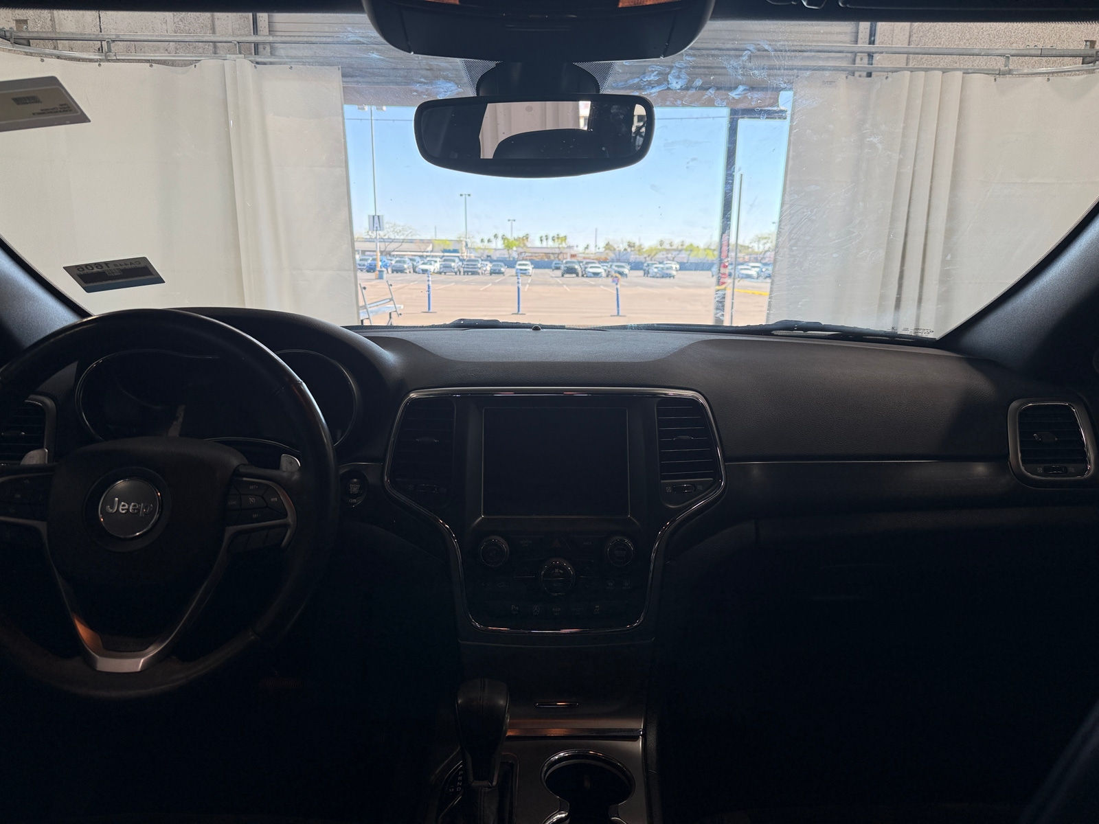 Thumbnail: 2017 Jeep Grand Cherokee - 3