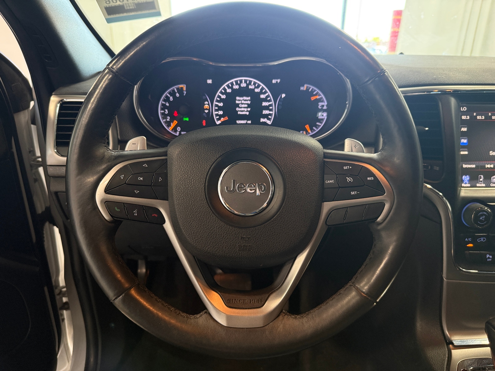 Thumbnail: 2017 Jeep Grand Cherokee - 5