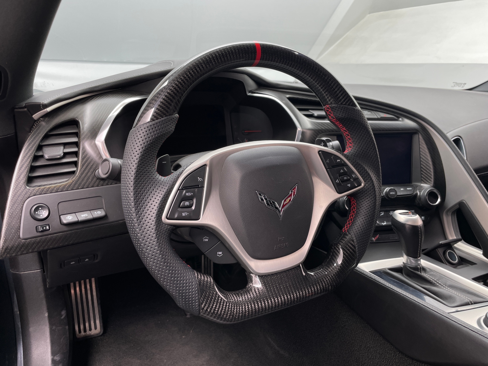 Thumbnail: 2014 Chevrolet Corvette - 3