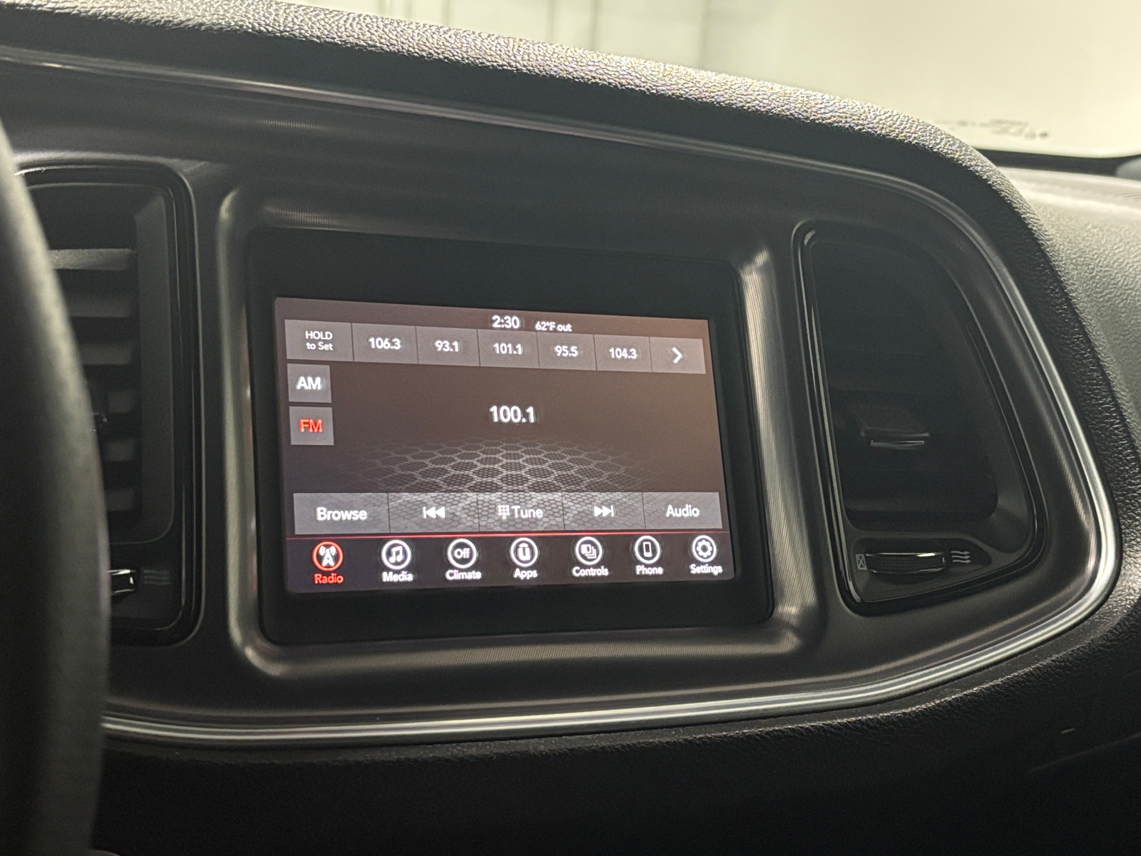 Thumbnail: 2021 Dodge Challenger - 4