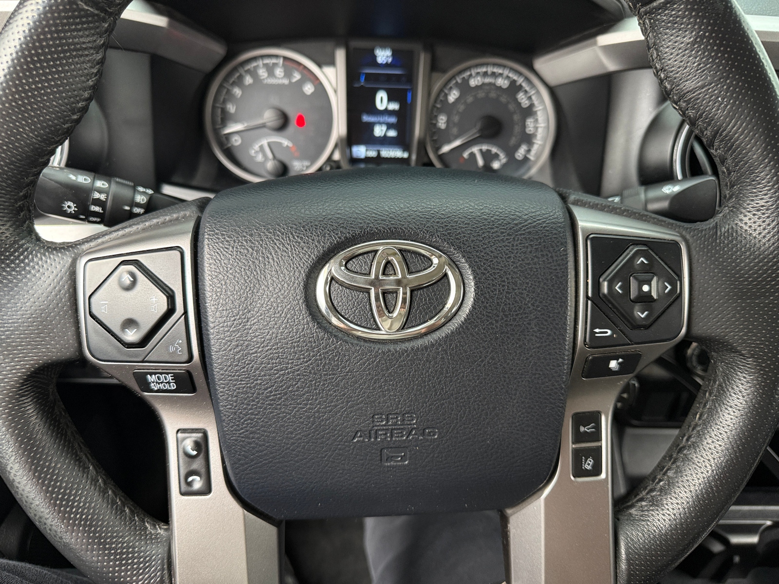 Thumbnail: 2018 Toyota Tacoma - 5