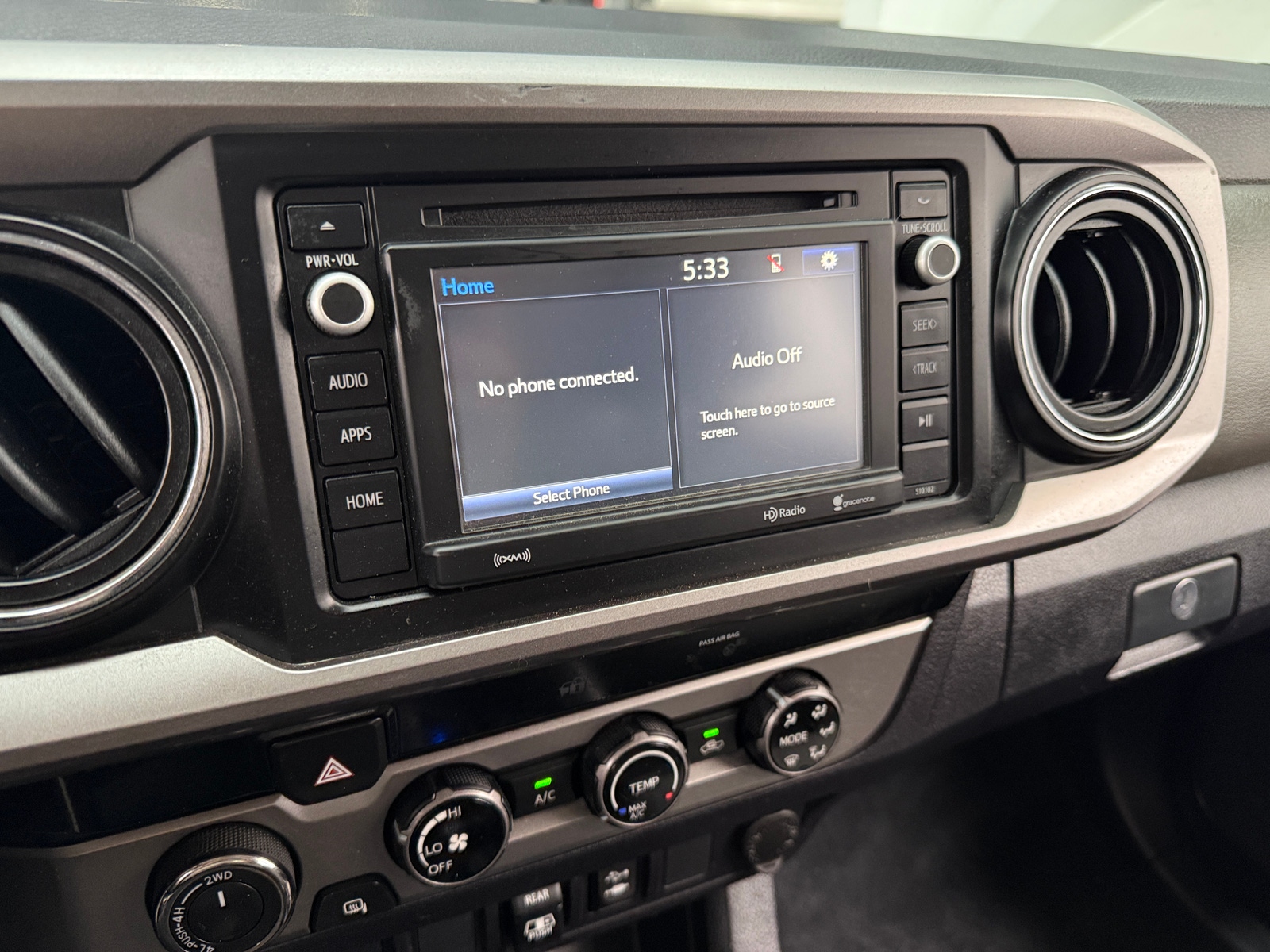 Thumbnail: 2018 Toyota Tacoma - 4