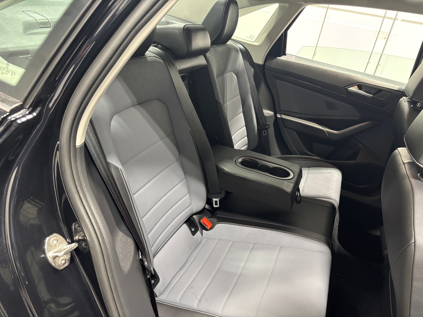 Thumbnail: 2025 Volkswagen Jetta - 6