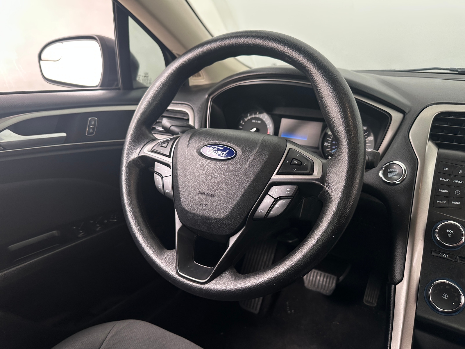 Thumbnail: 2017 Ford Fusion - 5