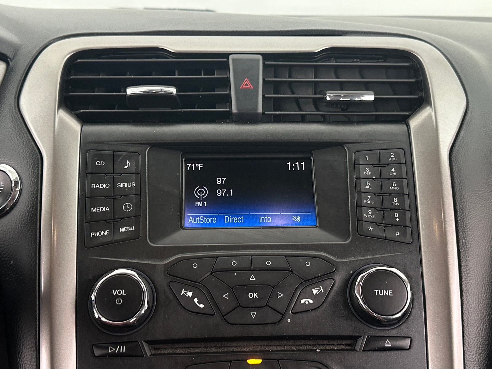 Thumbnail: 2017 Ford Fusion - 4