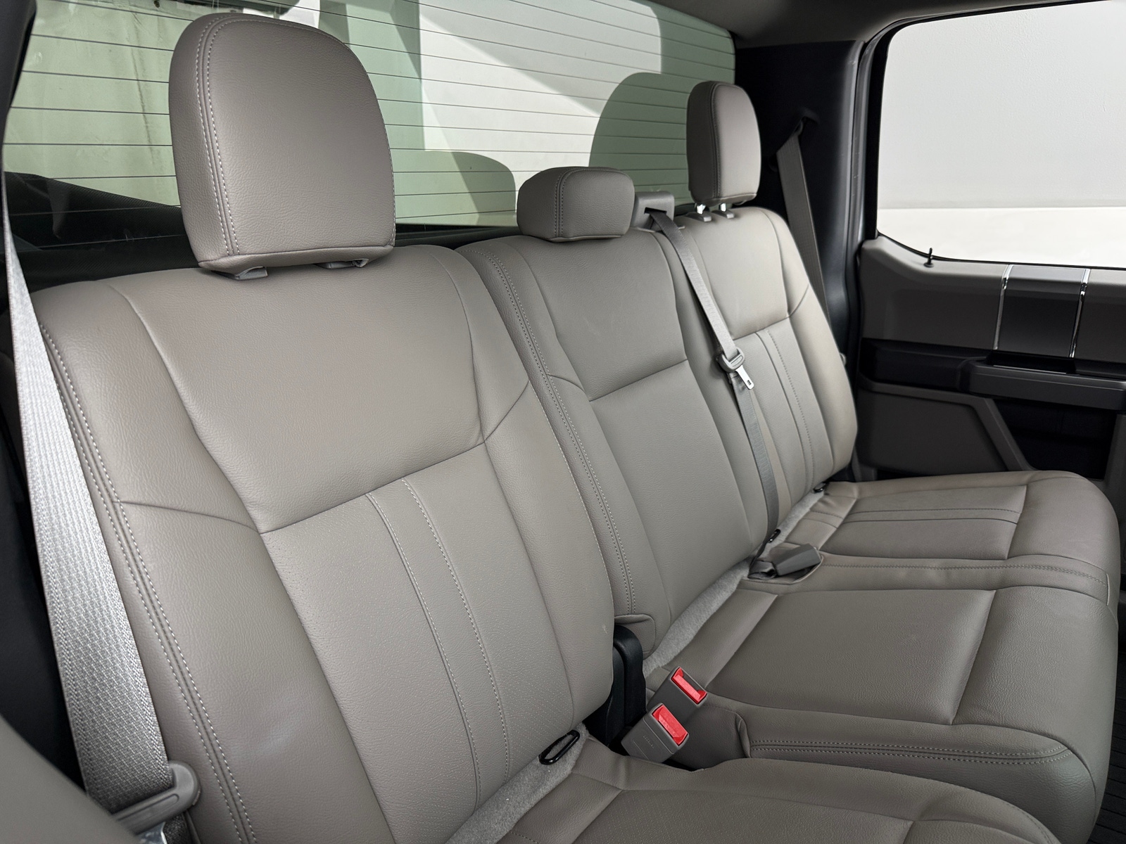 Thumbnail: 2020 Ford Econoline - 6