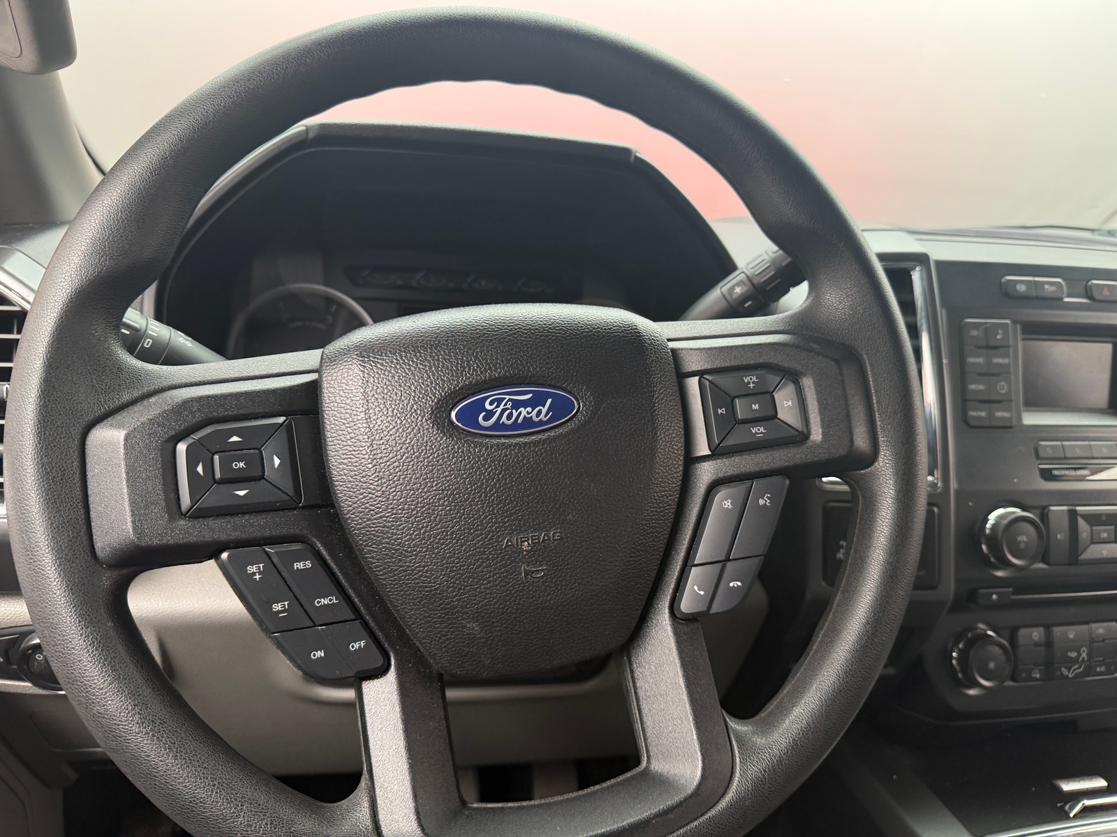 Thumbnail: 2017 Ford Econoline - 5