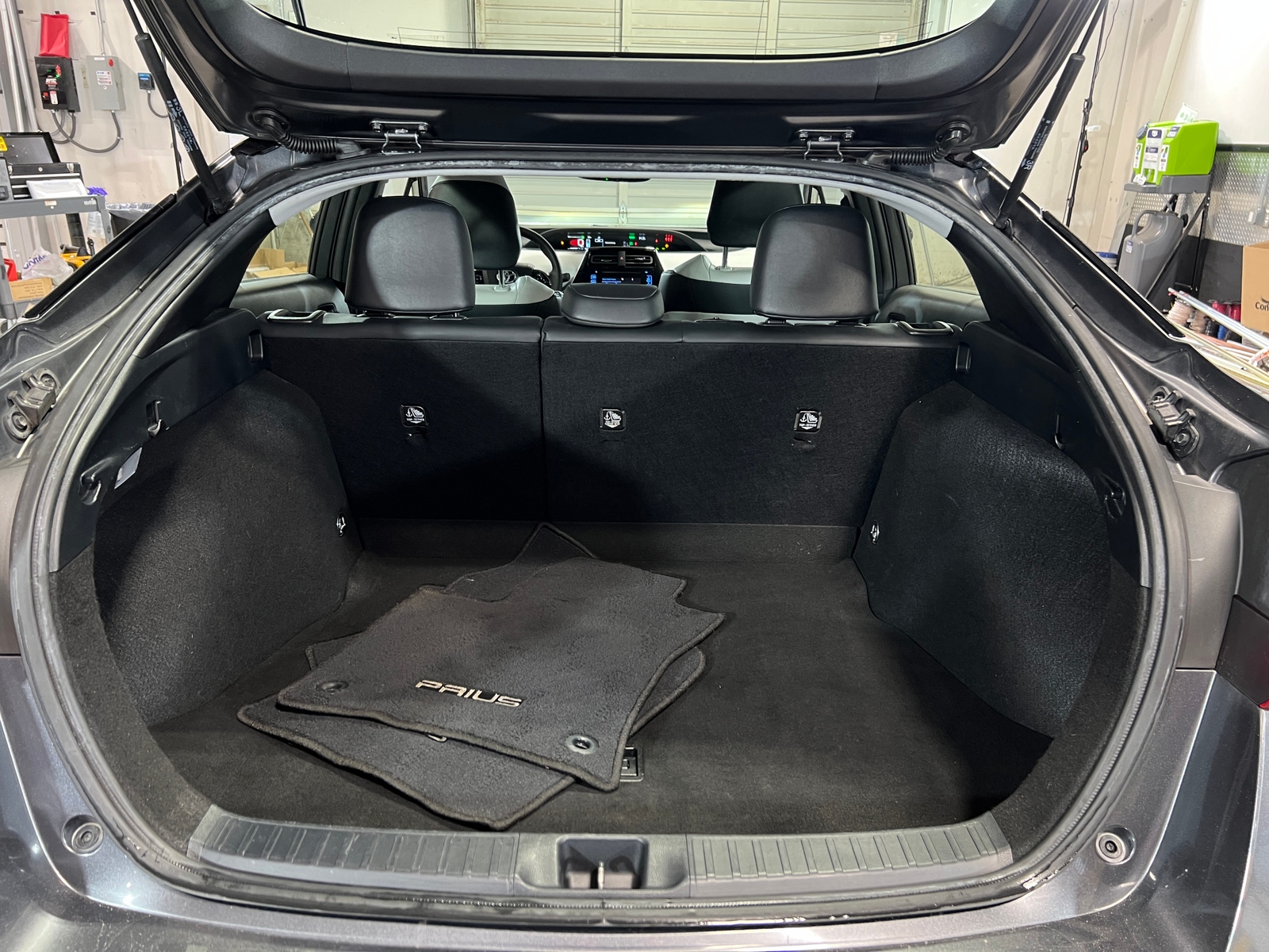 Thumbnail: 2019 Toyota Prius - 6