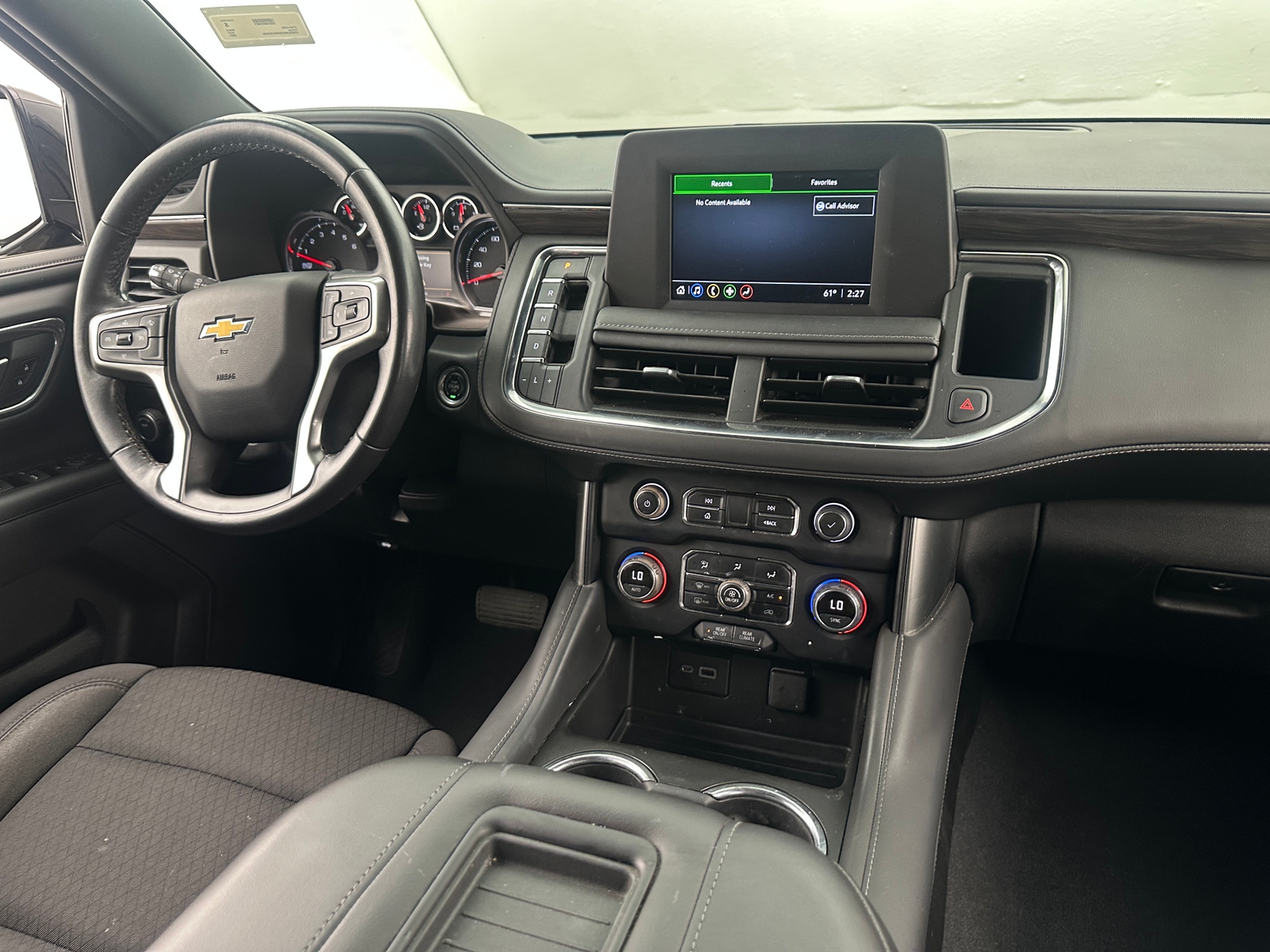 Thumbnail: 2022 Chevrolet Tahoe - 3