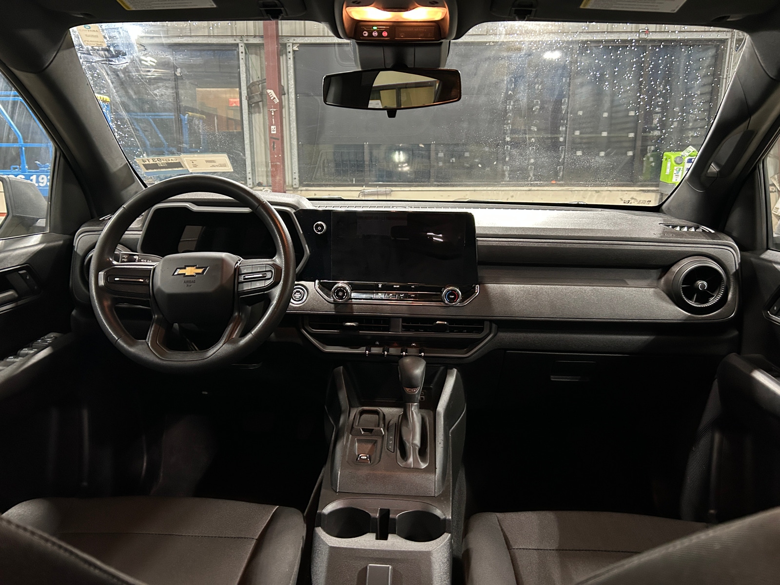 Thumbnail: 2023 Chevrolet Colorado - 3