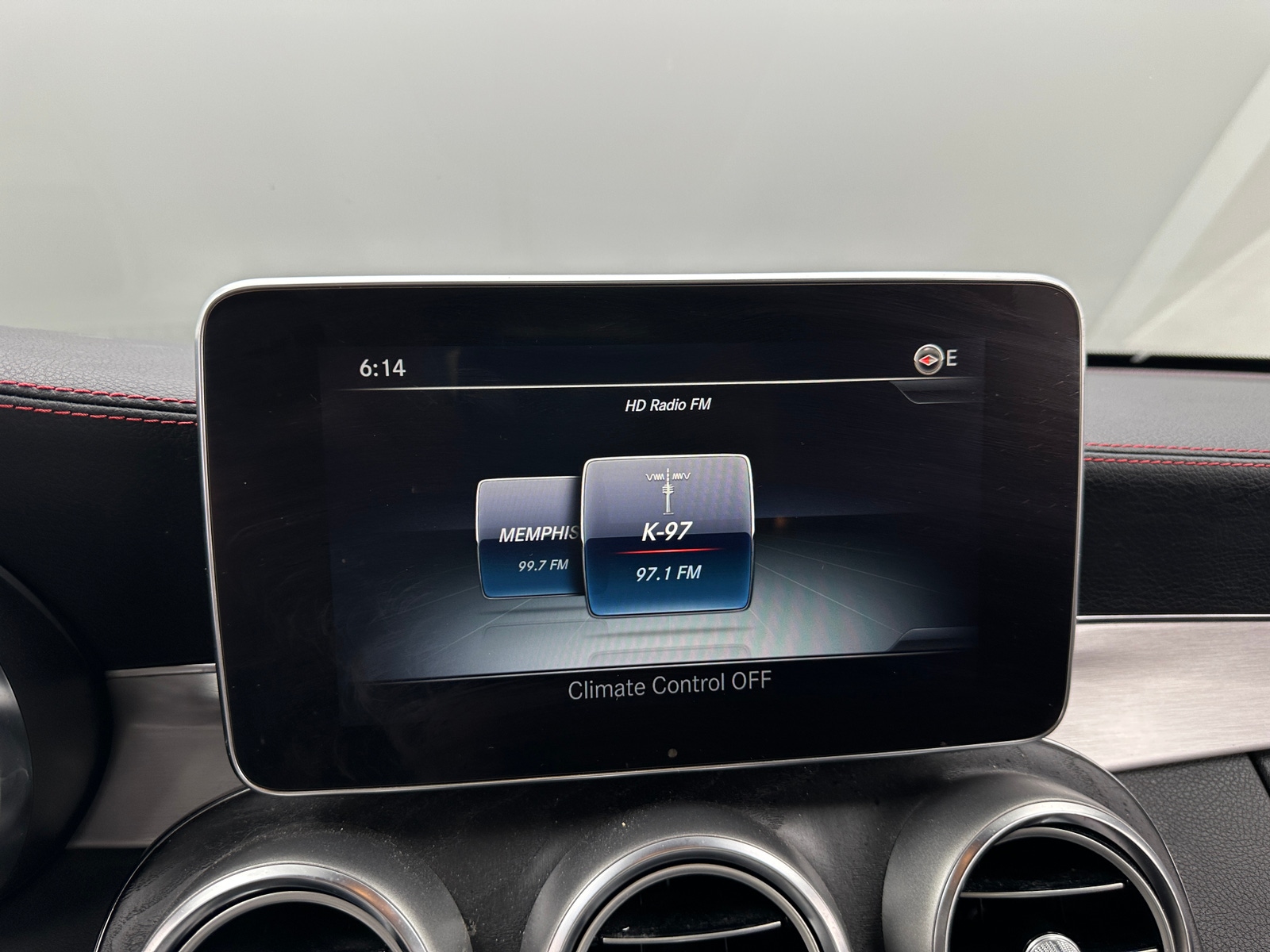 Thumbnail: 2018 Mercedes-Benz C-Class - 2