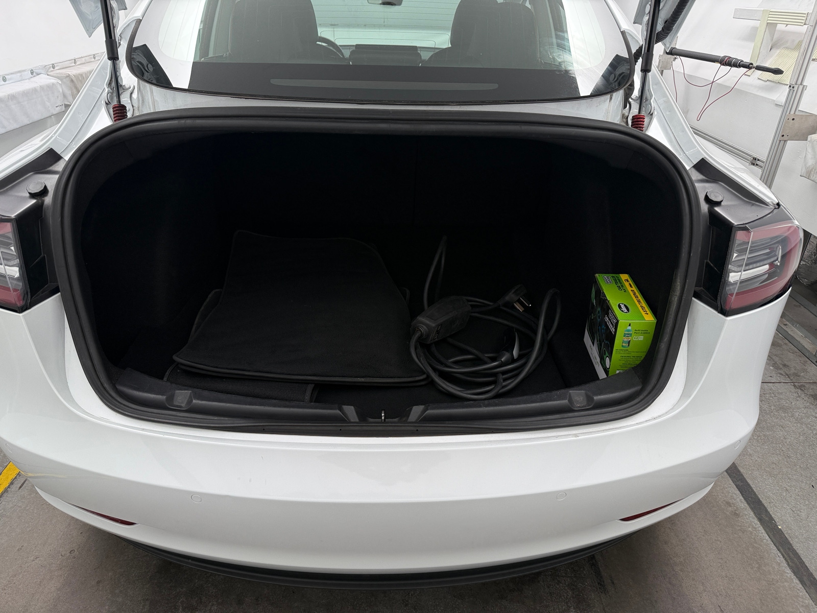 Thumbnail: 2018 Tesla Model 3 - 6