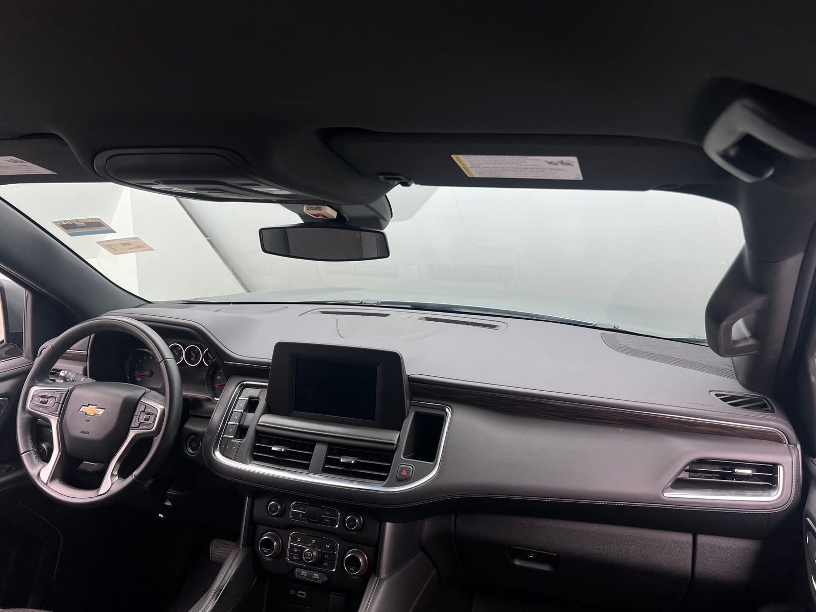 Thumbnail: 2023 Chevrolet Suburban - 3