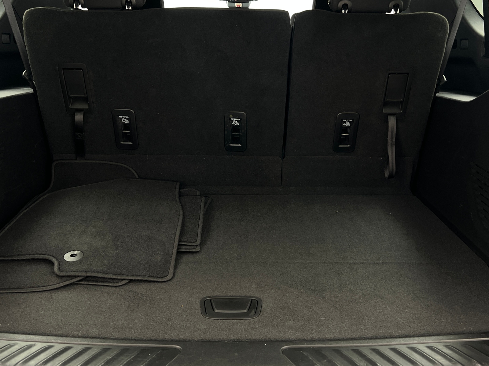 Thumbnail: 2023 Chevrolet Suburban - 7