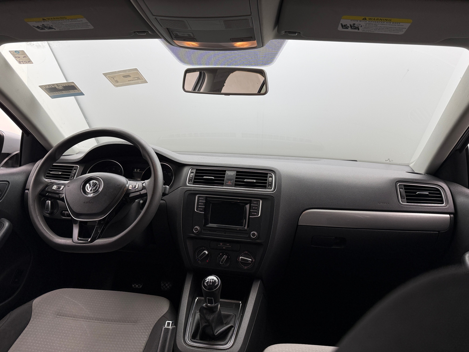 Thumbnail: 2017 Volkswagen Jetta - 3