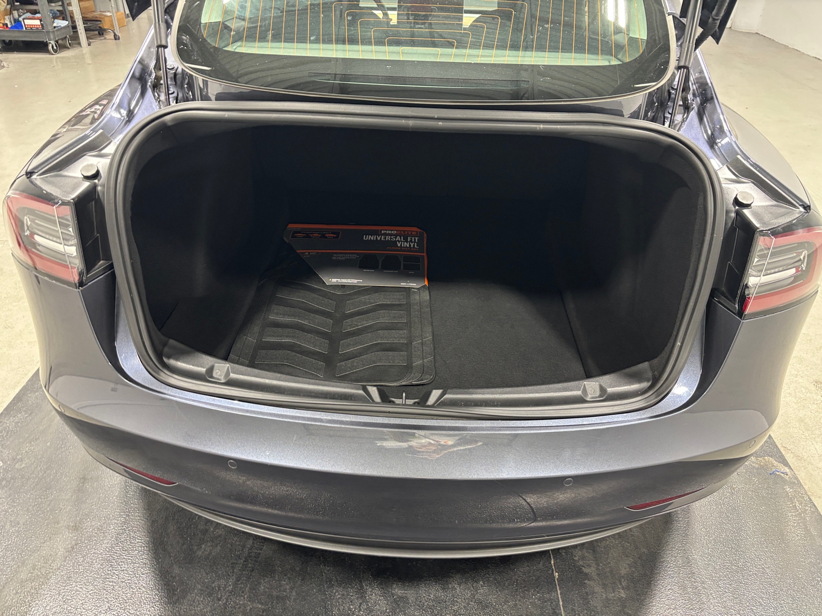 Thumbnail: 2018 Tesla Model 3 - 6