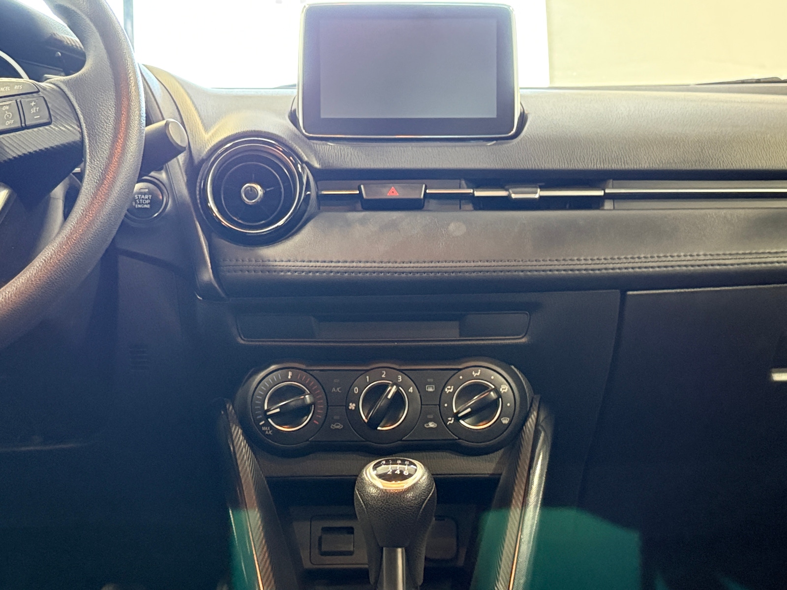 Thumbnail: 2018 Toyota Yaris iA - 4