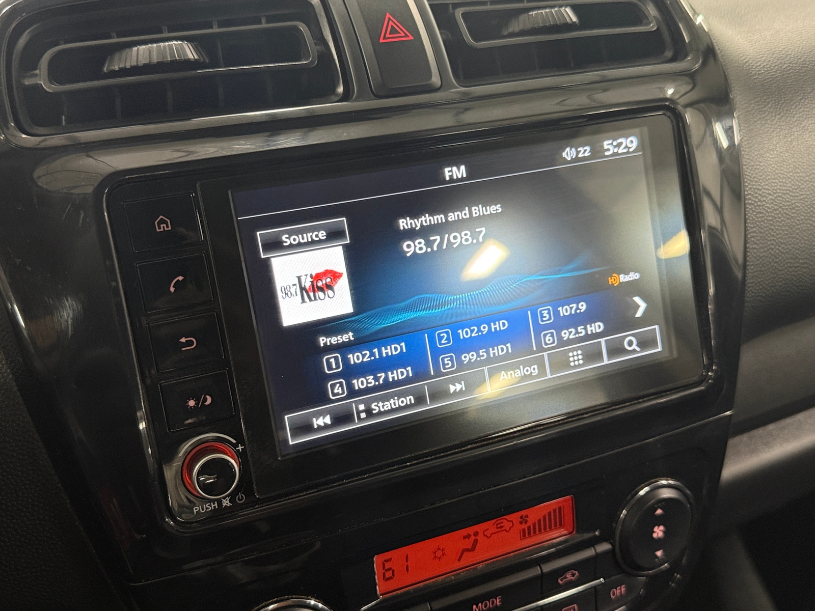 Thumbnail: 2024 Mitsubishi Mirage - 4