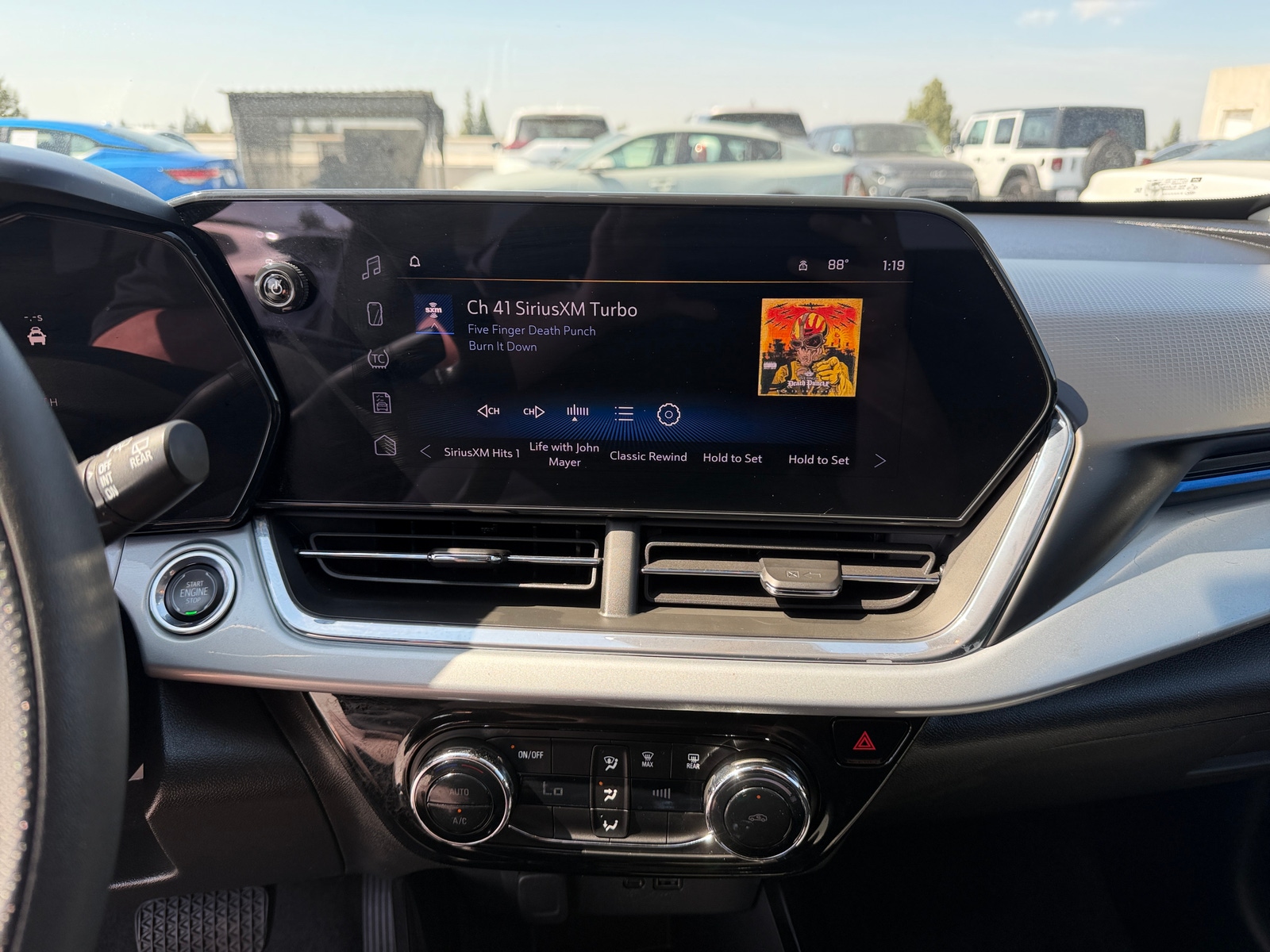 Thumbnail: 2025 Chevrolet Trax - 4