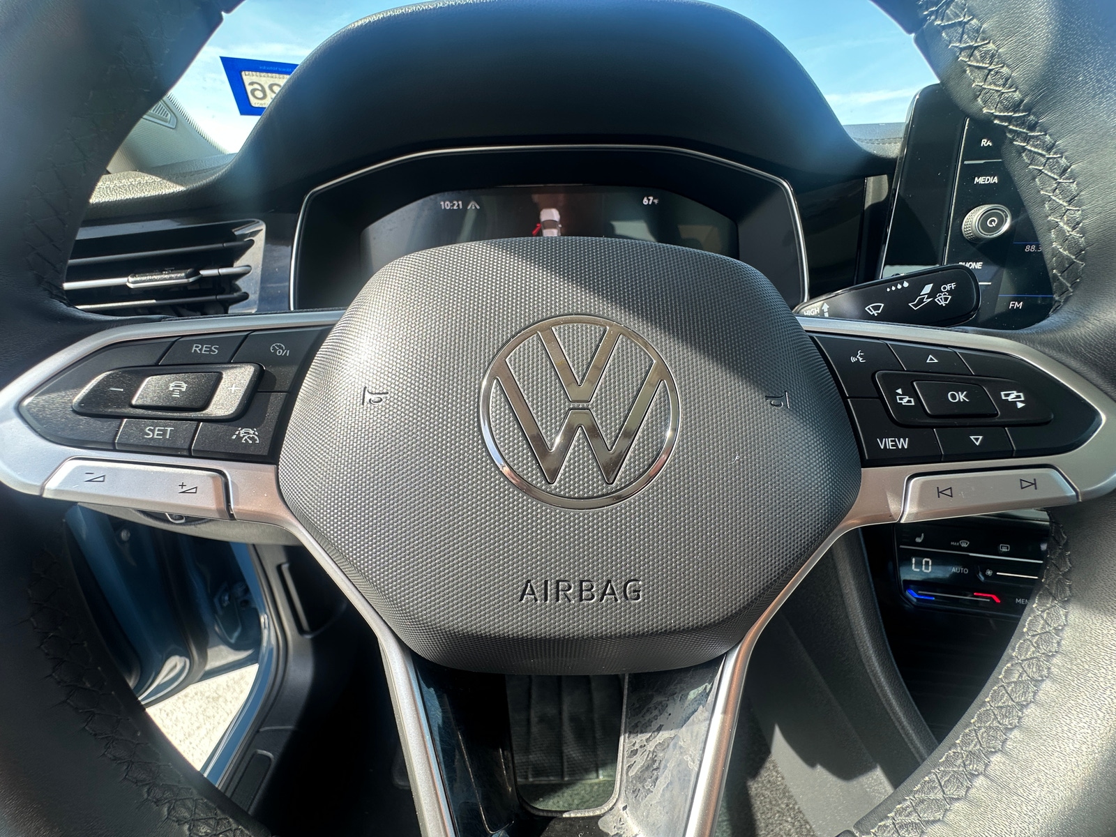 Thumbnail: 2025 Volkswagen Jetta - 4