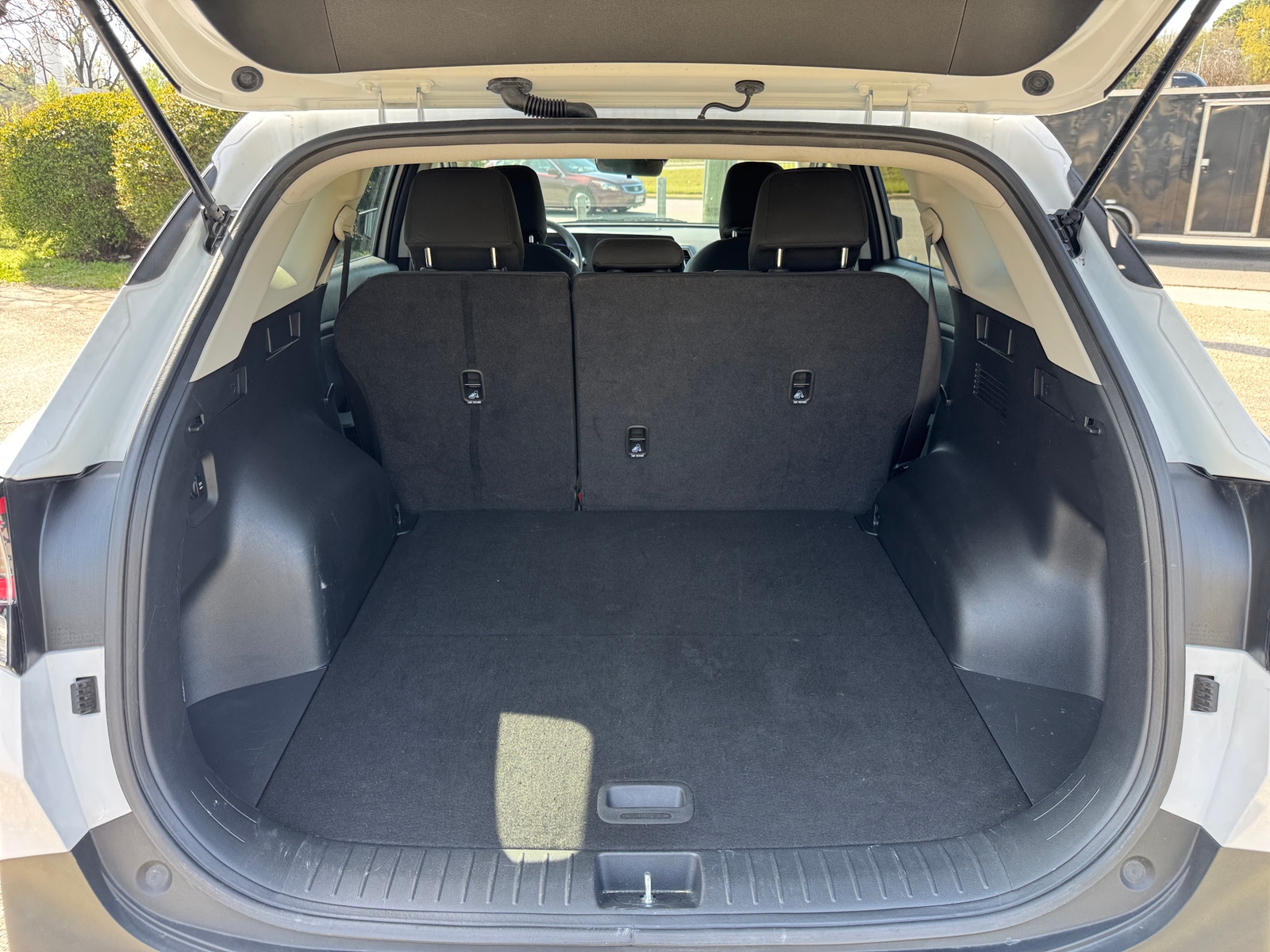 Thumbnail: 2025 Kia Sportage - 4